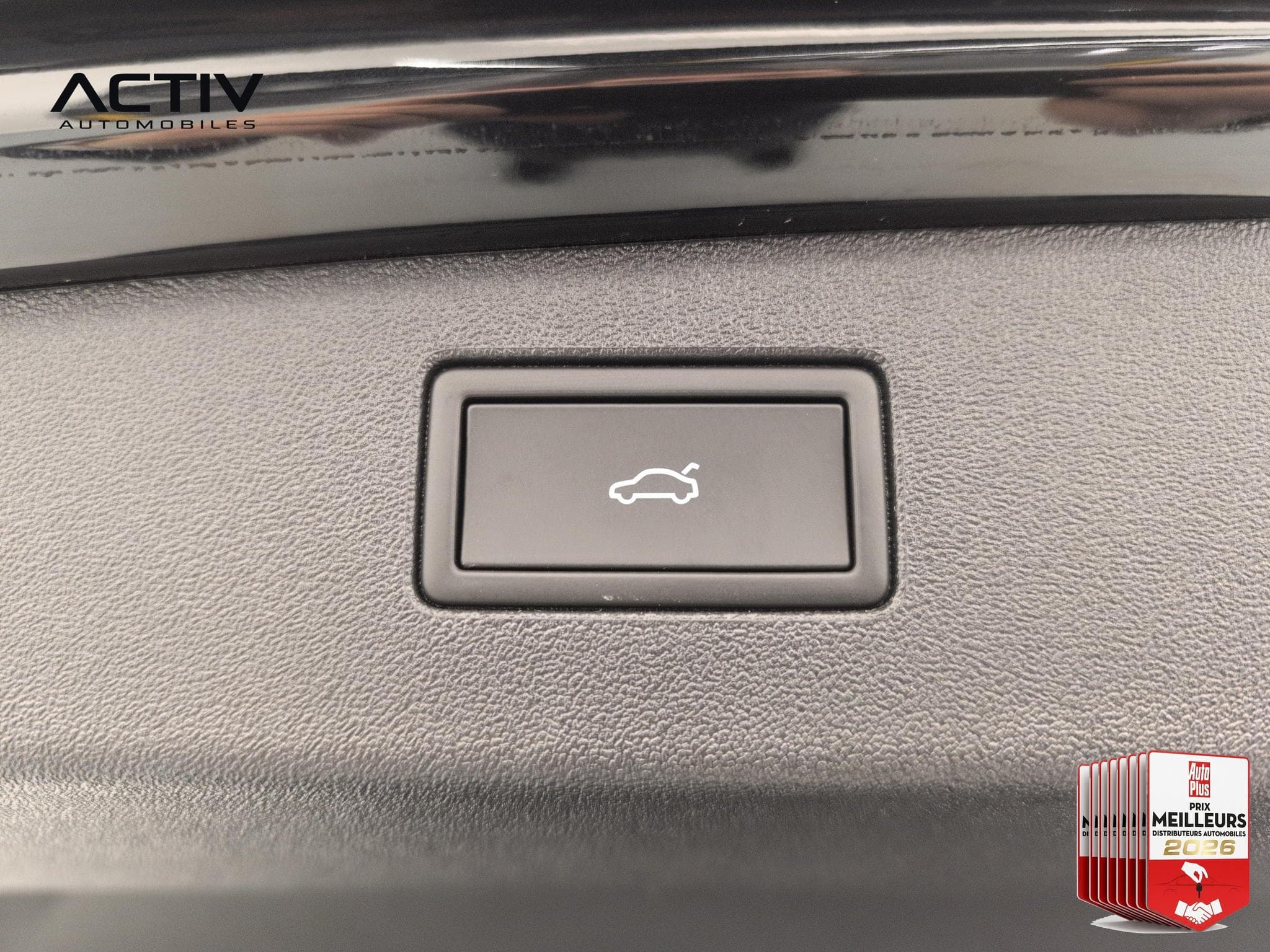 VW Tiguan 2.0 TDI 150ch DSG7 VW Edition (2025) - Photo 12