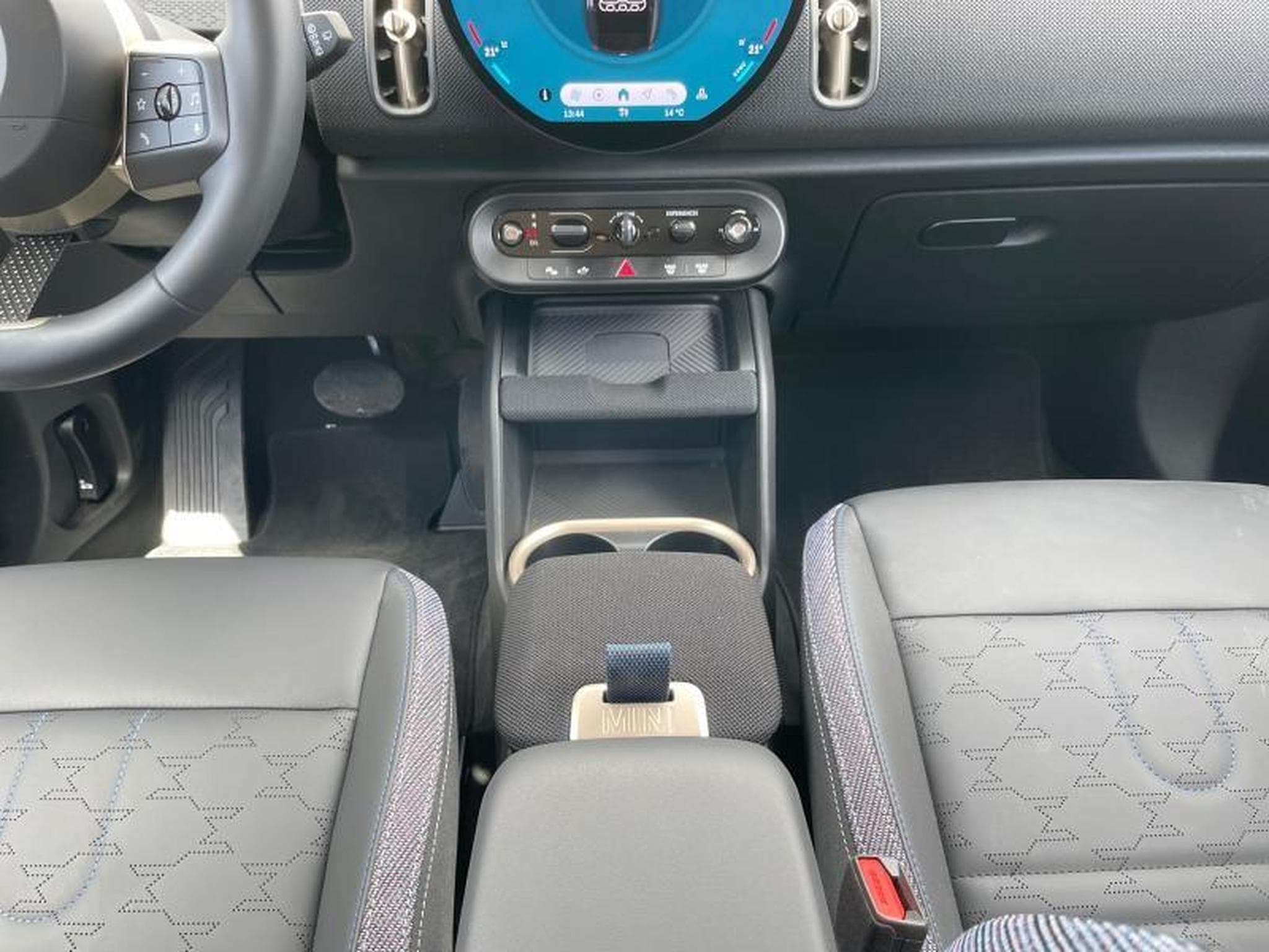 MINI Countryman Countryman S ALL4 (2025) - Photo 12