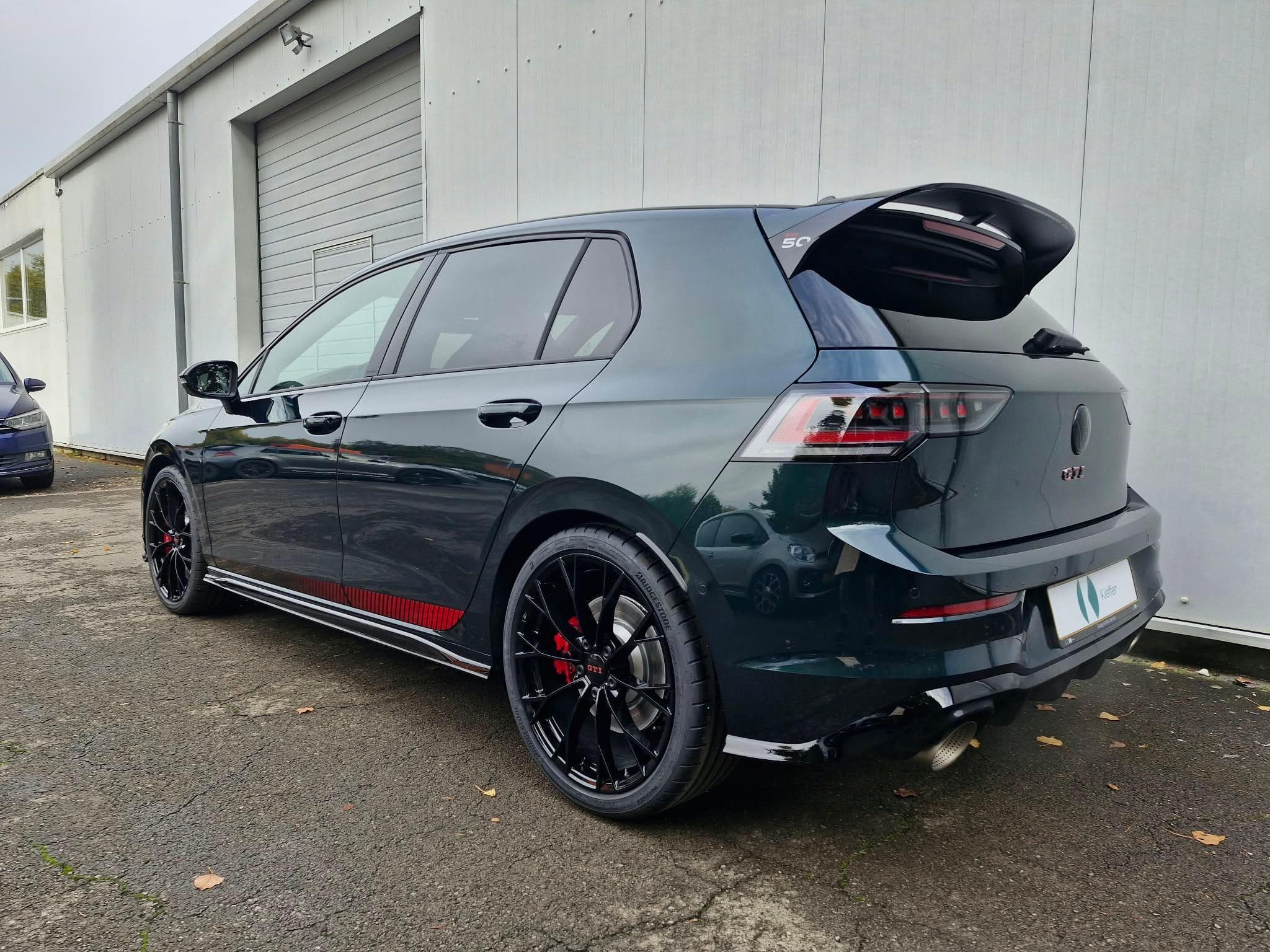 VW Golf VIII GTI Edition 50 (2026) - Photo 2