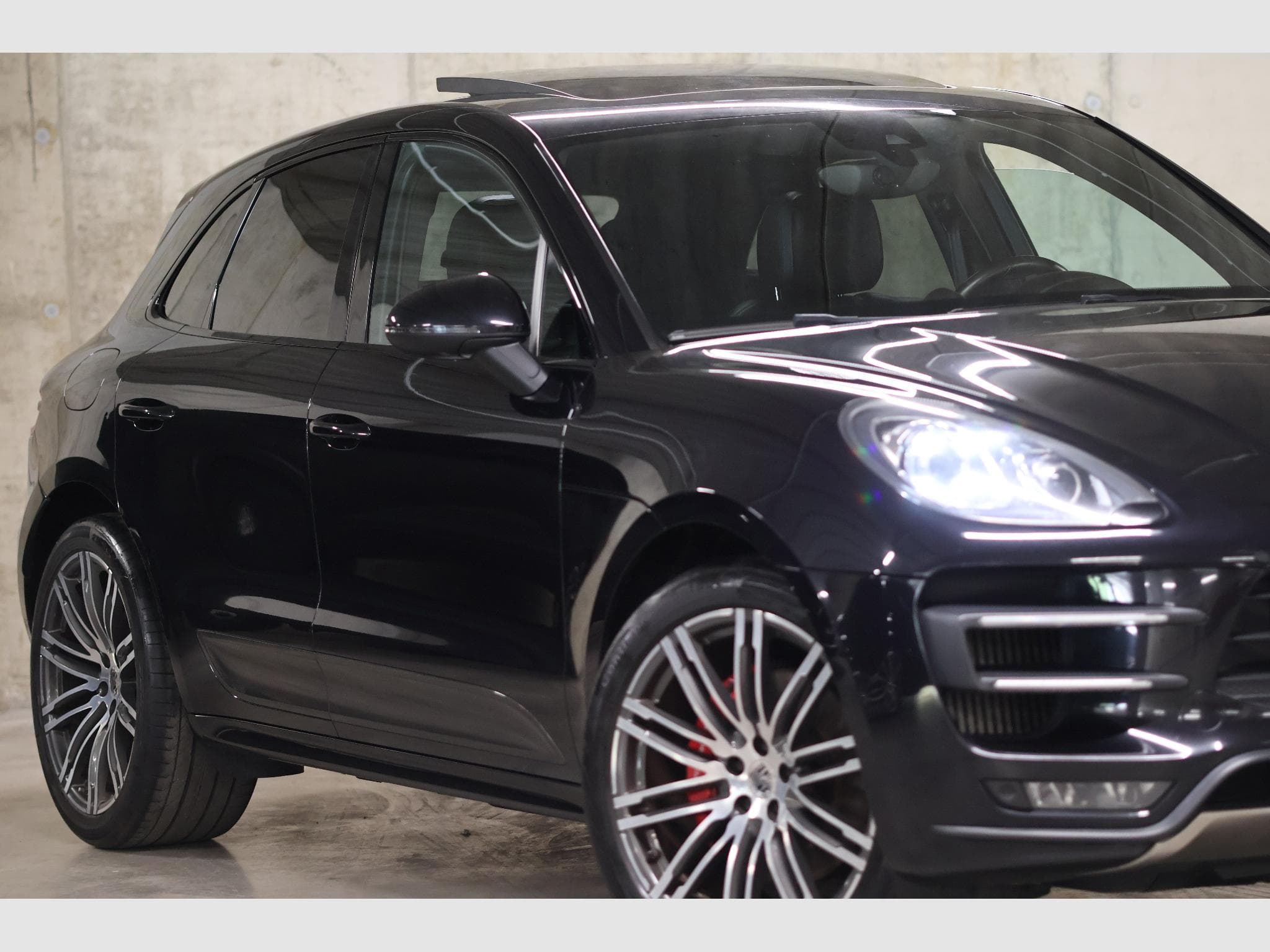 Porsche Macan Turbo (2014) - Photo 4