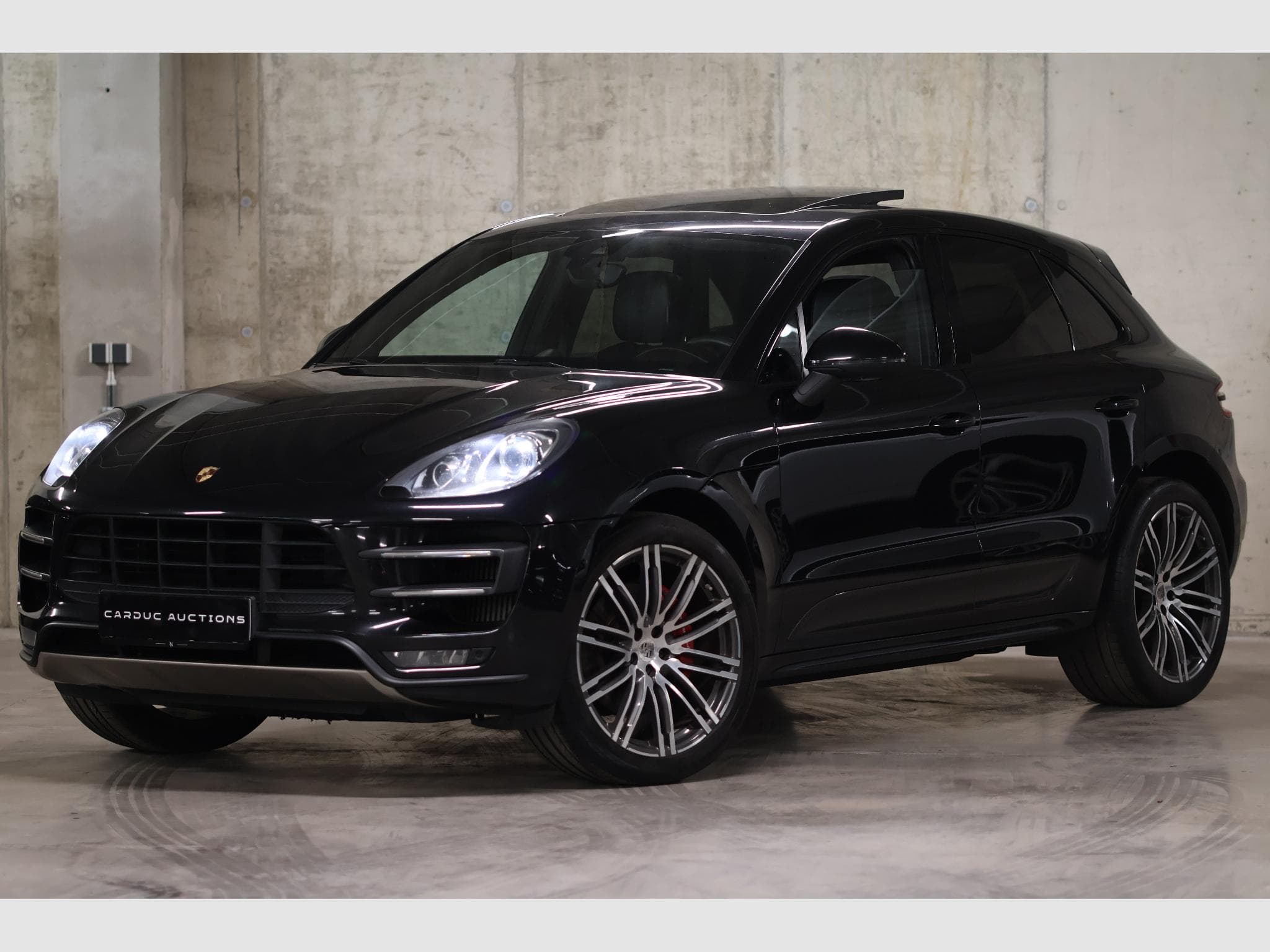Porsche Macan Turbo (2014) - Photo 5