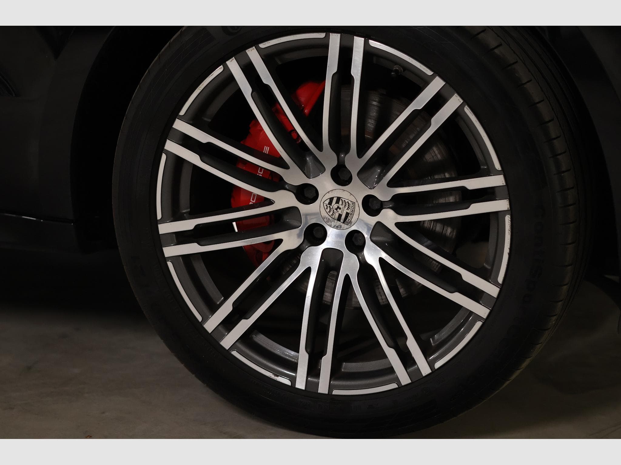Porsche Macan Turbo (2014) - Photo 19