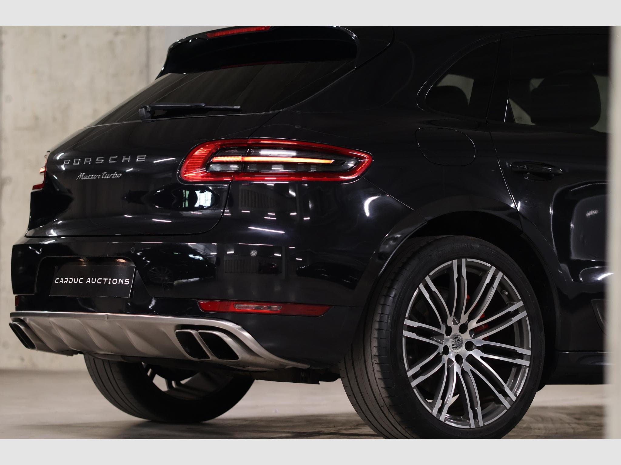 Porsche Macan Turbo (2014) - Photo 12