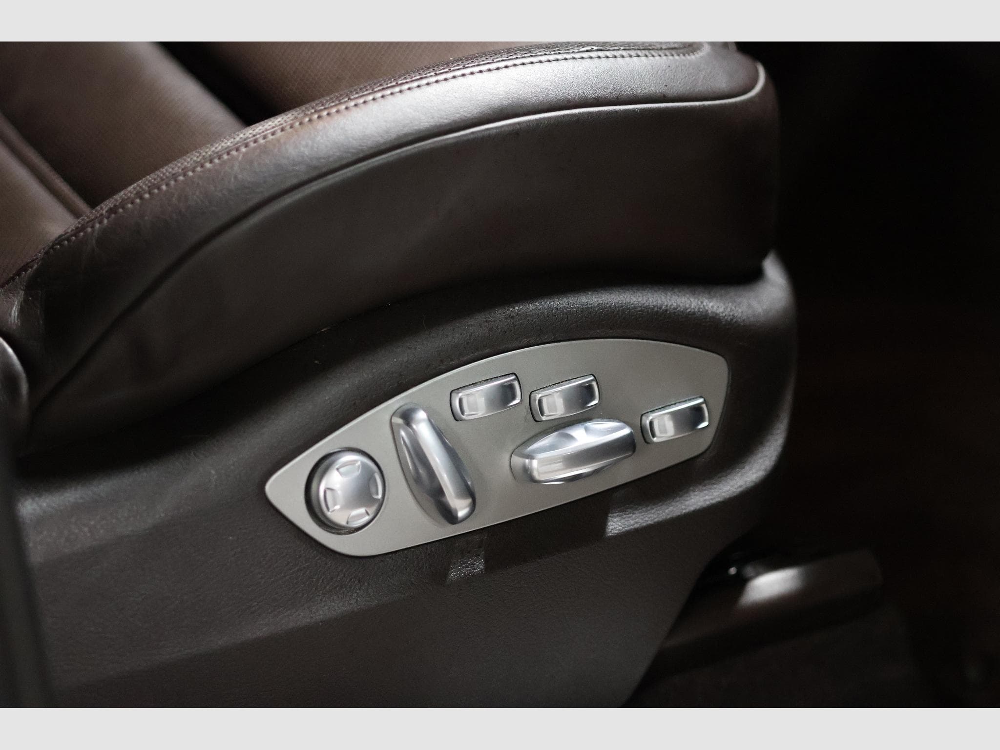 Porsche Macan Turbo (2014) - Photo 36