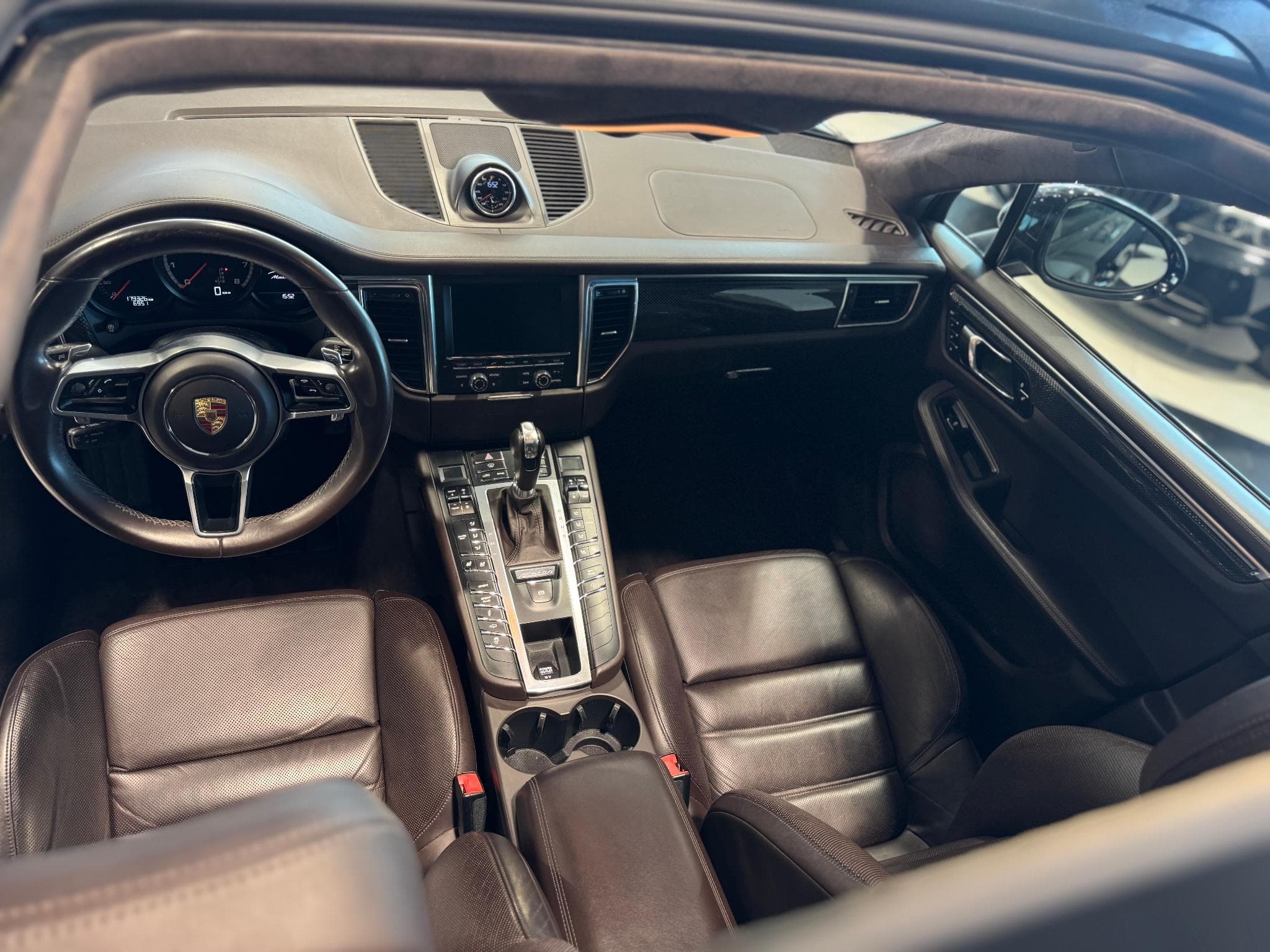 Porsche Macan Turbo (2014) - Photo 40