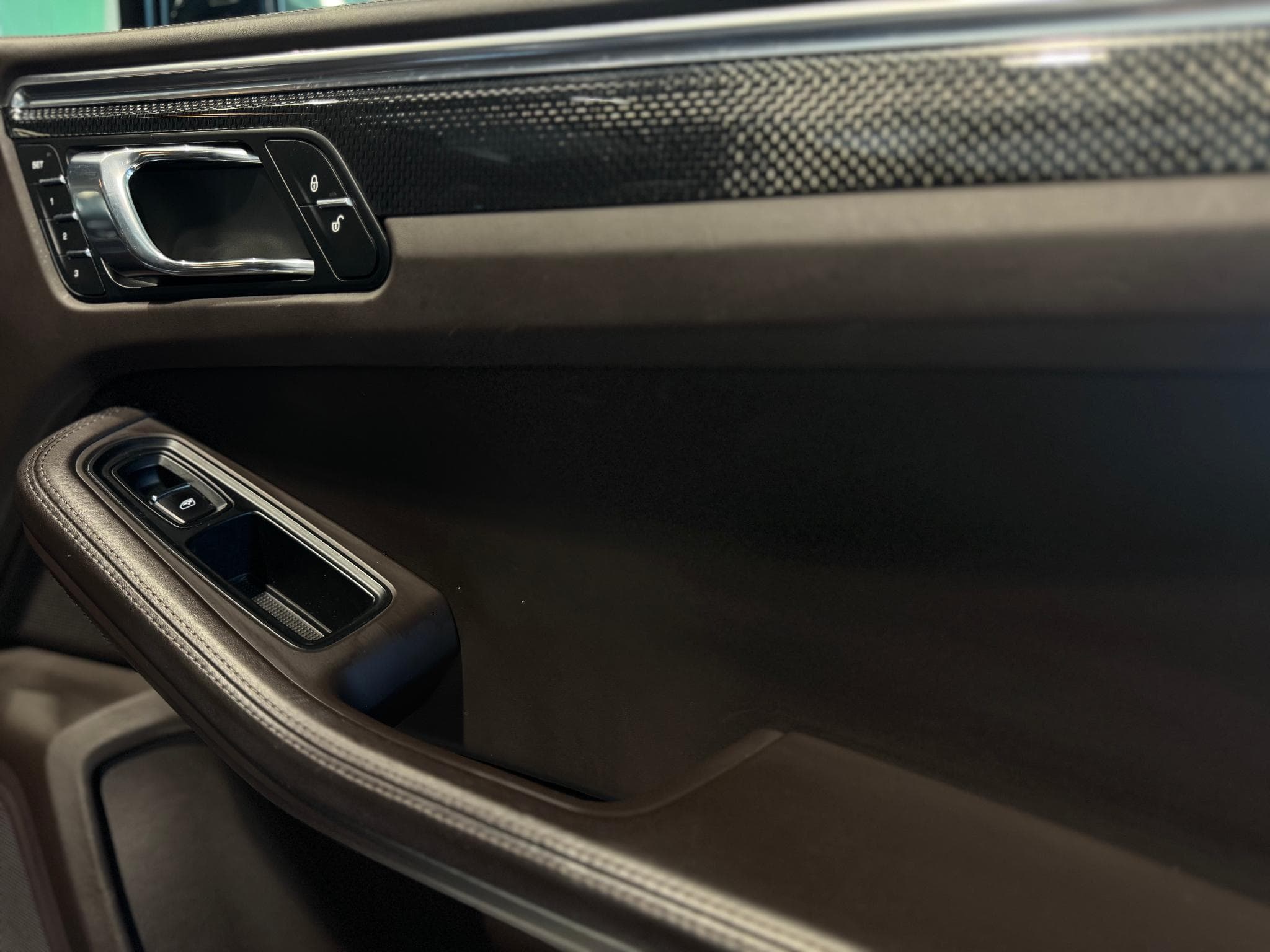 Porsche Macan Turbo (2014) - Photo 43