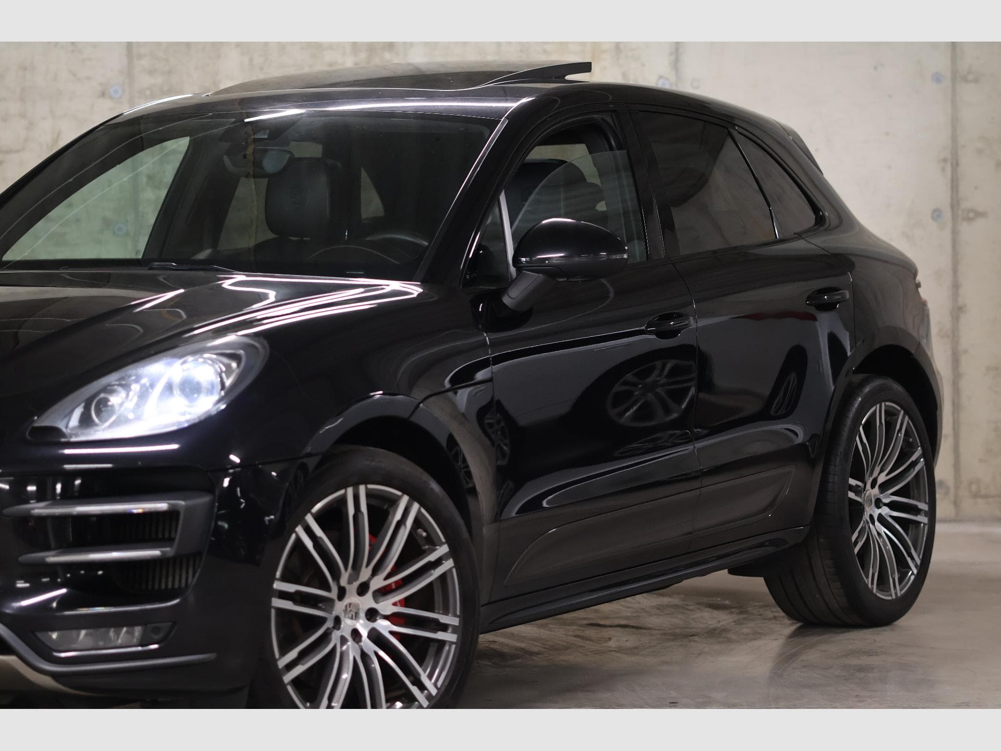 Porsche Macan Turbo (2014) - Photo 8