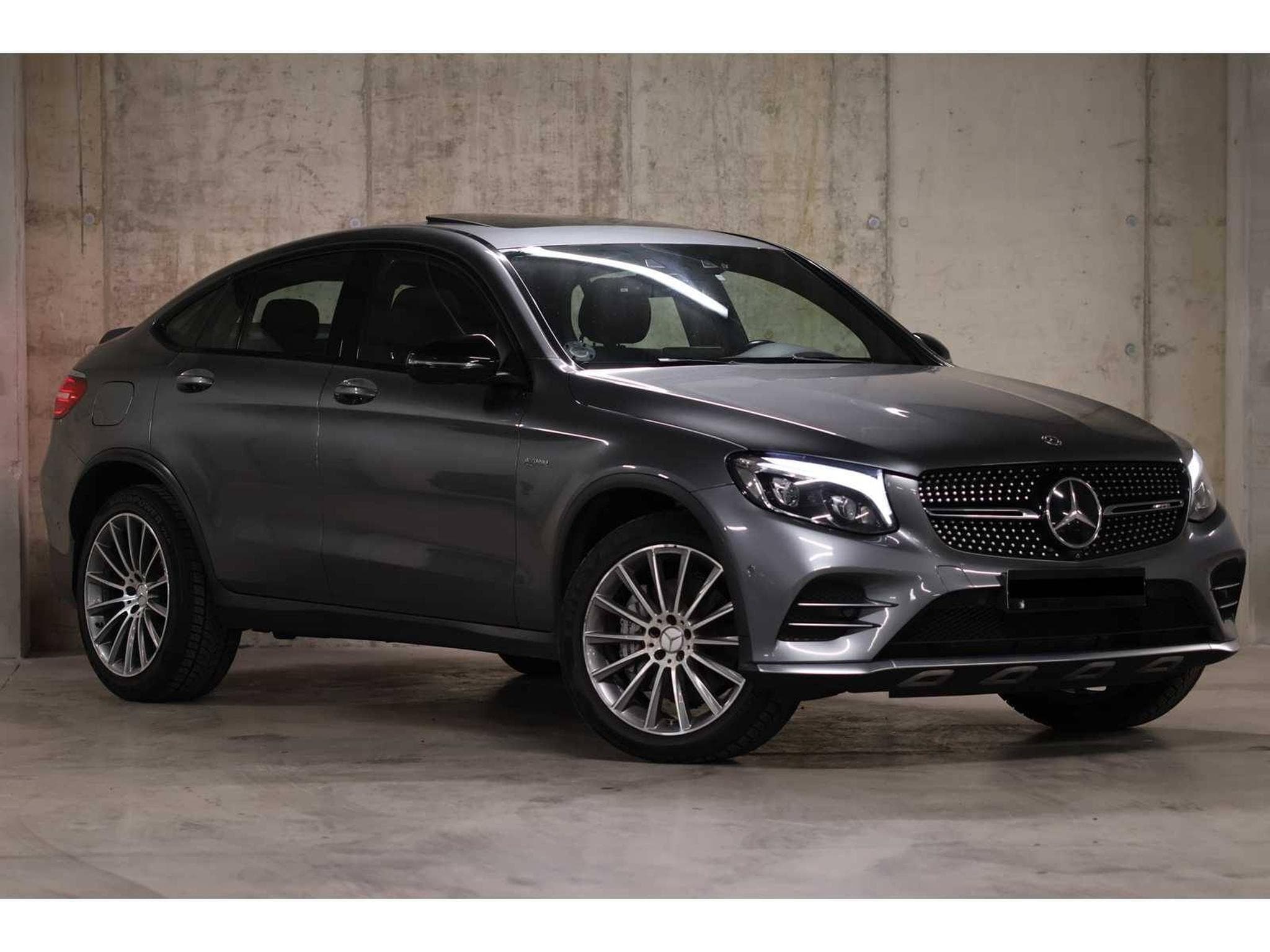 Mercedes GLC 43 AMG Coupe (2017) - Photo 17