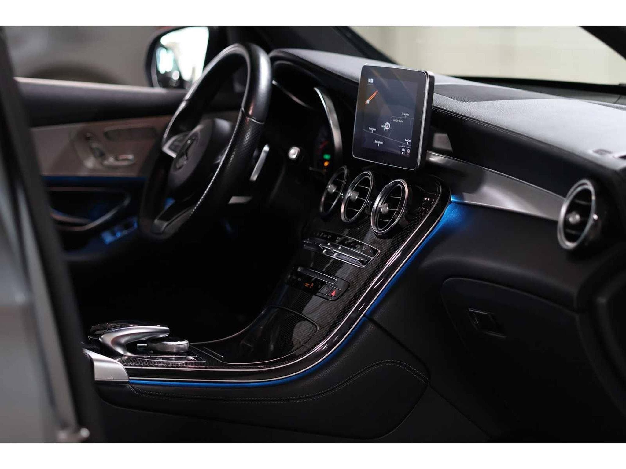 Mercedes GLC 43 AMG Coupe (2017) - Photo 45
