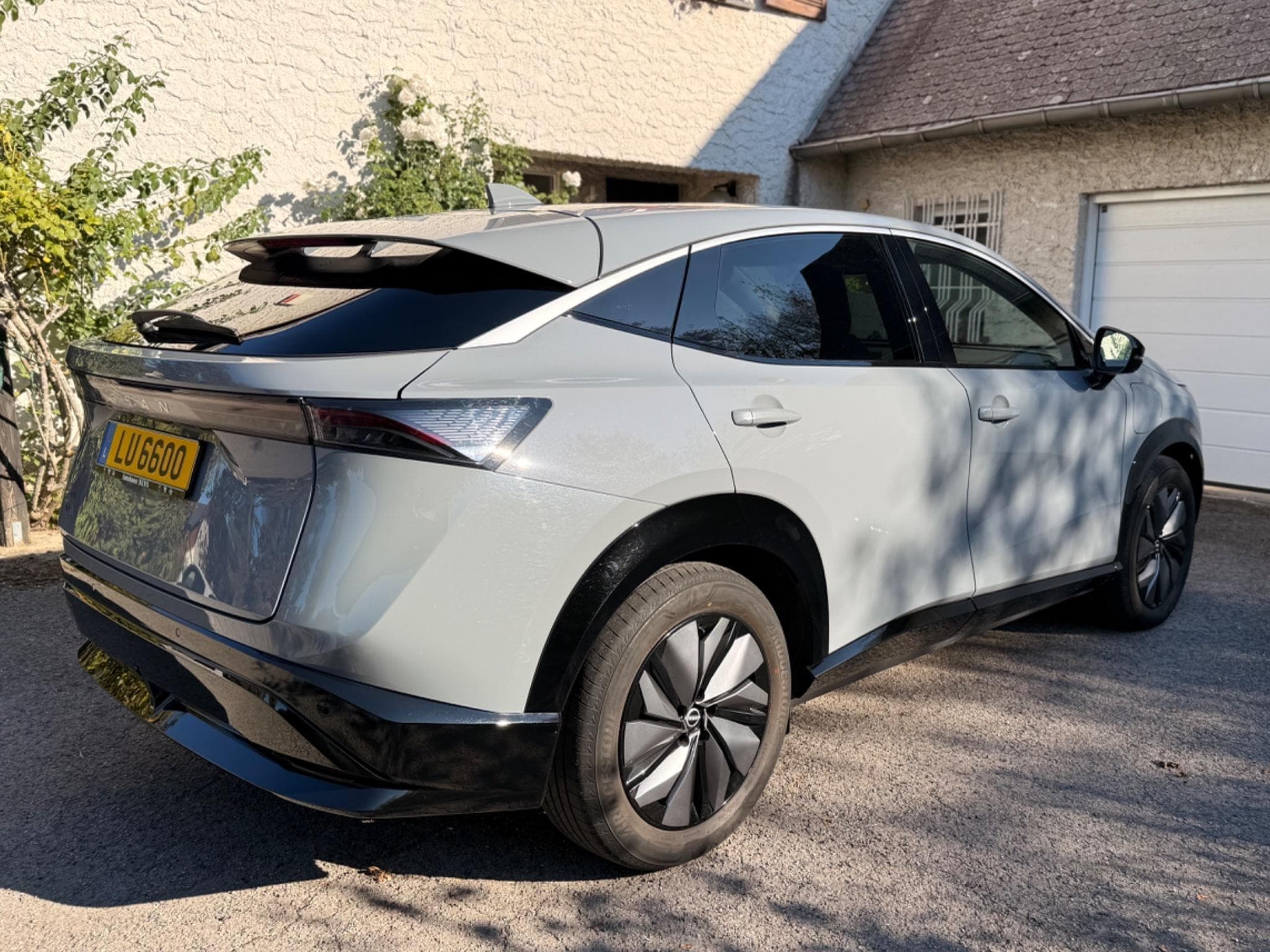 Nissan Ariya (2022) - Foto 4