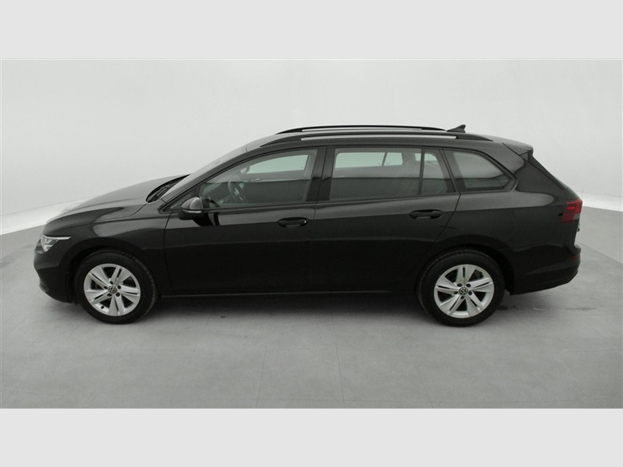 VW Golf Golf SW 1.0 TSI Life/NAVI/FULL LED/JA16/PDC AV AR/CAMERA (2022) - Photo 3