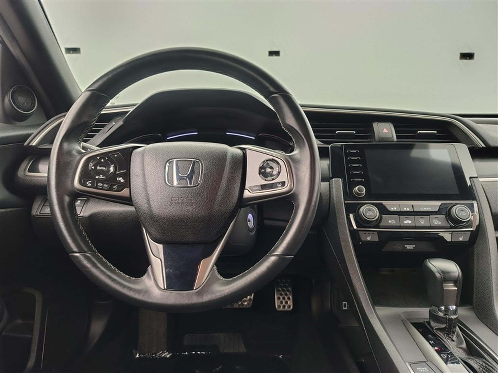 Honda Civic 1.0 i-VTEC 125Cv AUTO NAVI / CAMERA / CARPLAY (2021) - Photo 9