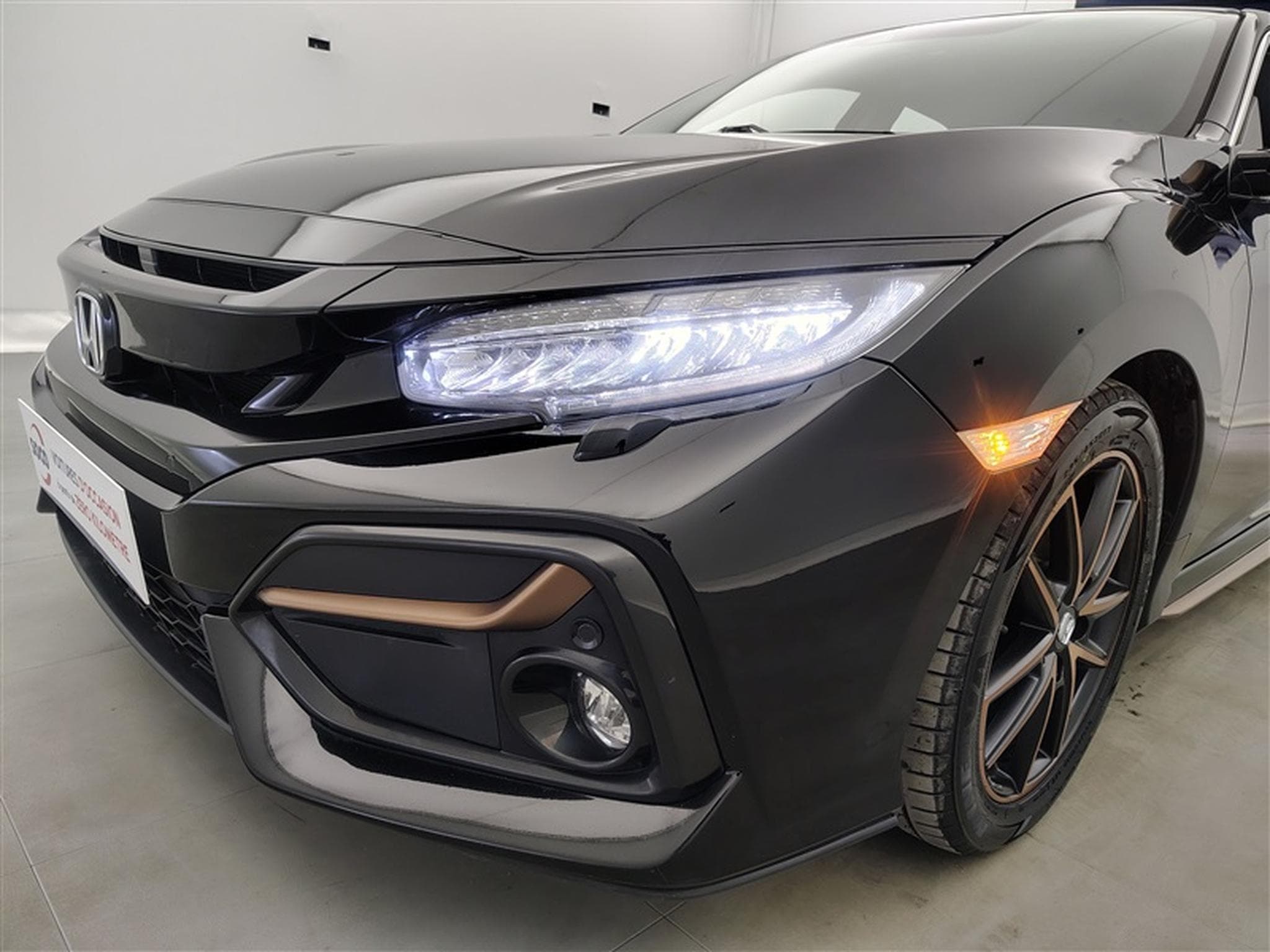 Honda Civic 1.0 i-VTEC 125Cv AUTO NAVI / CAMERA / CARPLAY (2021) - Photo 15