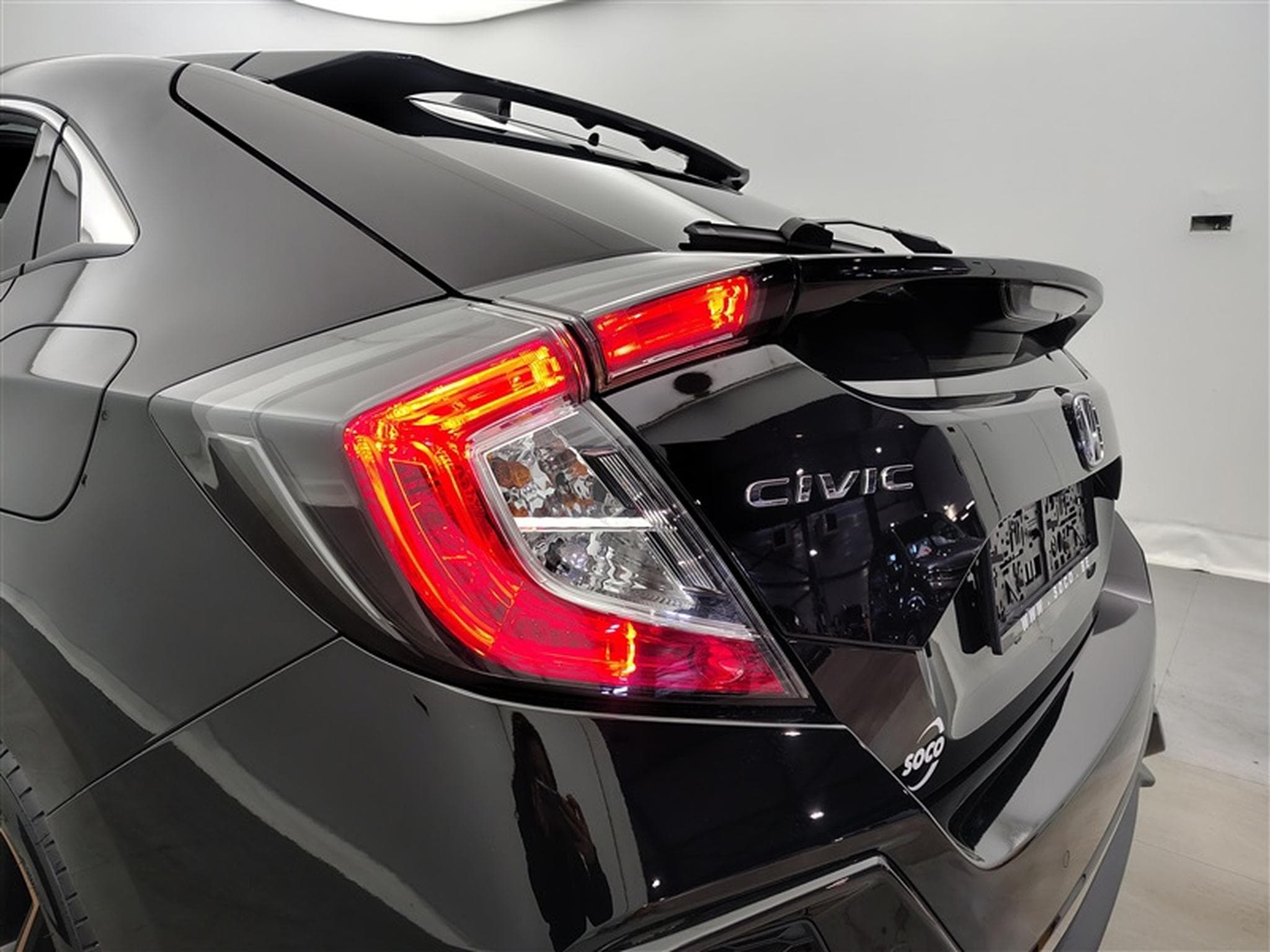 Honda Civic 1.0 i-VTEC 125Cv AUTO NAVI / CAMERA / CARPLAY (2021) - Photo 16