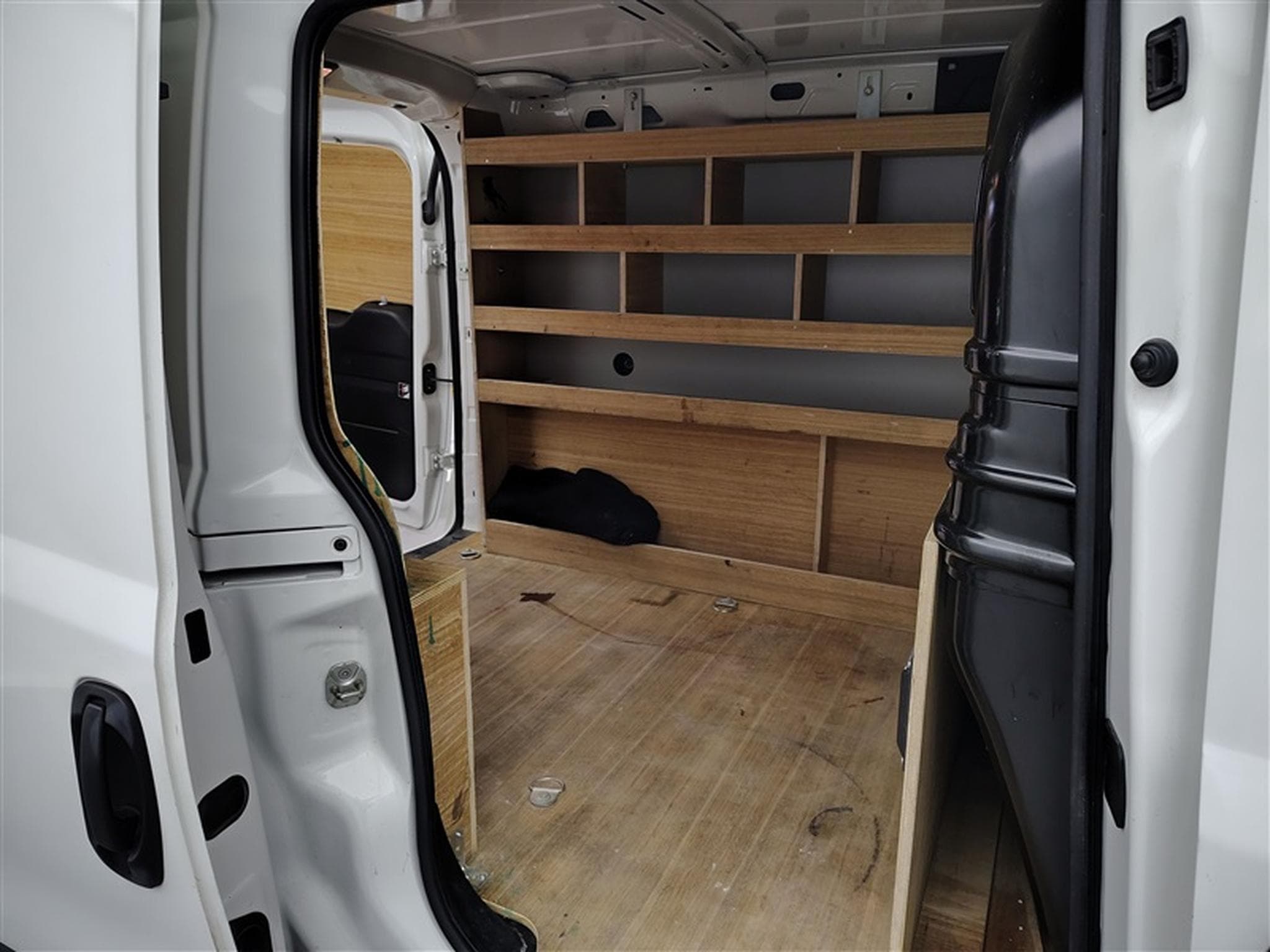 Fiat Doblo 1.6 MJET Cargo CLIM / CARPLAY (2023) - Photo 13
