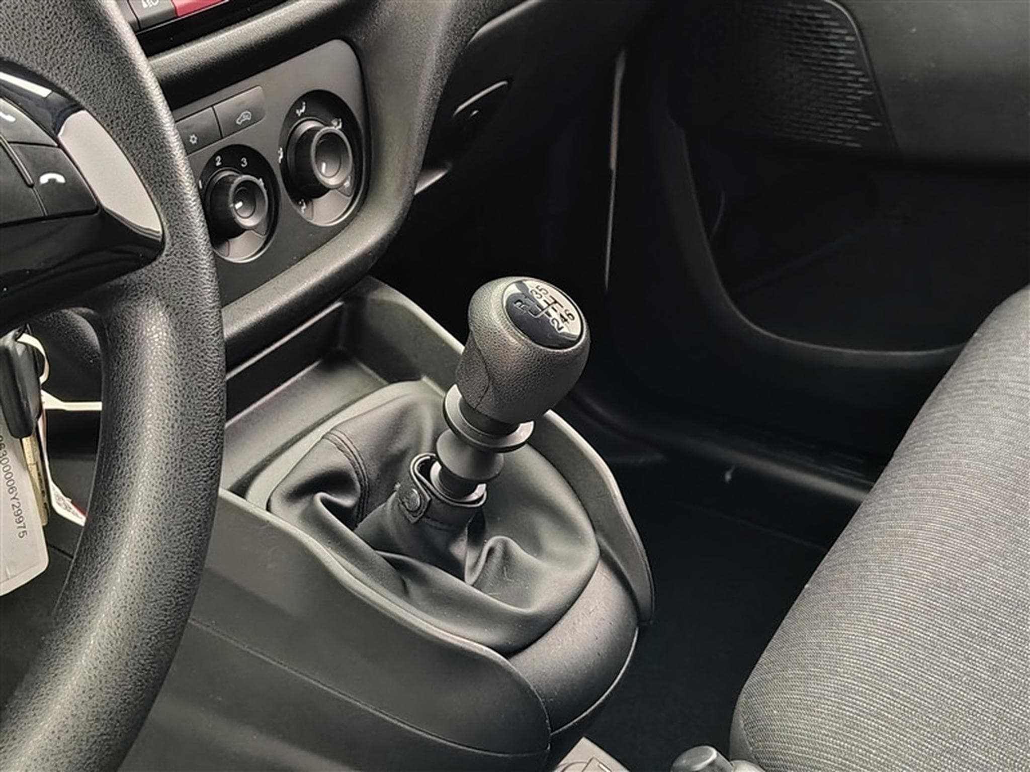 Fiat Doblo 1.6 MJET Cargo CLIM / CARPLAY (2023) - Photo 12