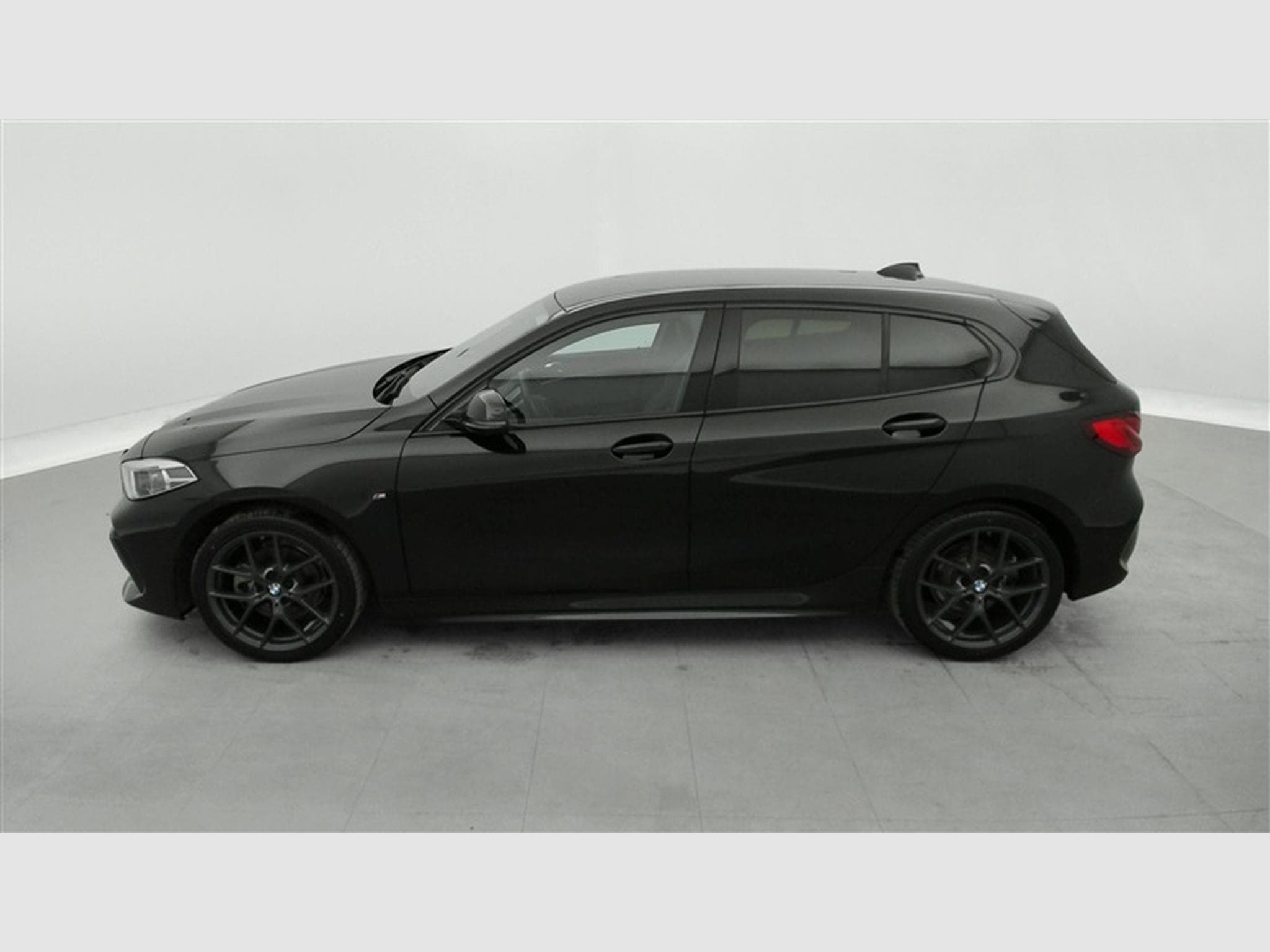 BMW 116 dA Pack M Navi Cockpit / Led / PDC av+ar (2024) - Photo 3