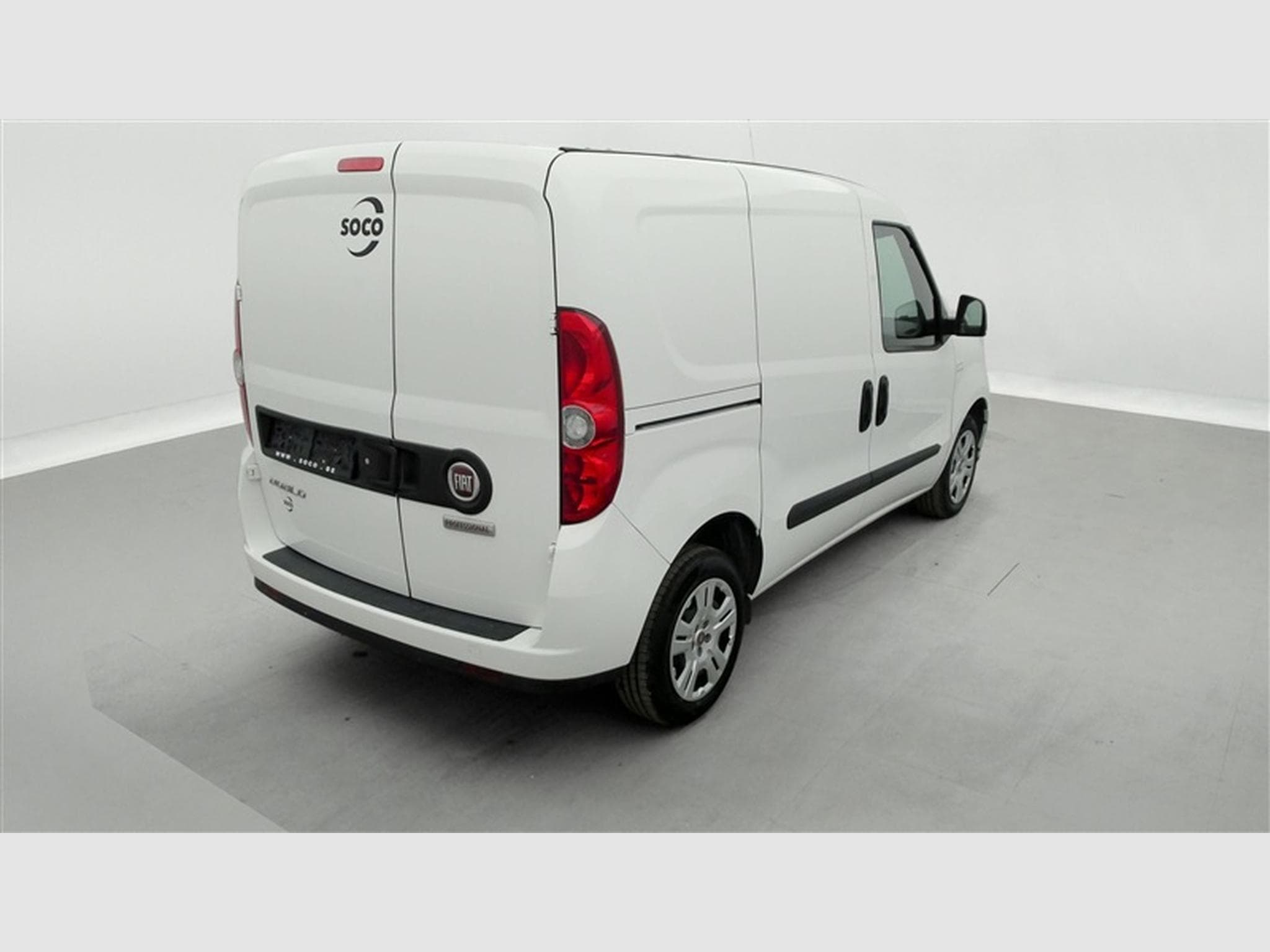 Fiat Doblo 1.6 MJET Cargo CLIM / CARPLAY (2023) - Photo 23