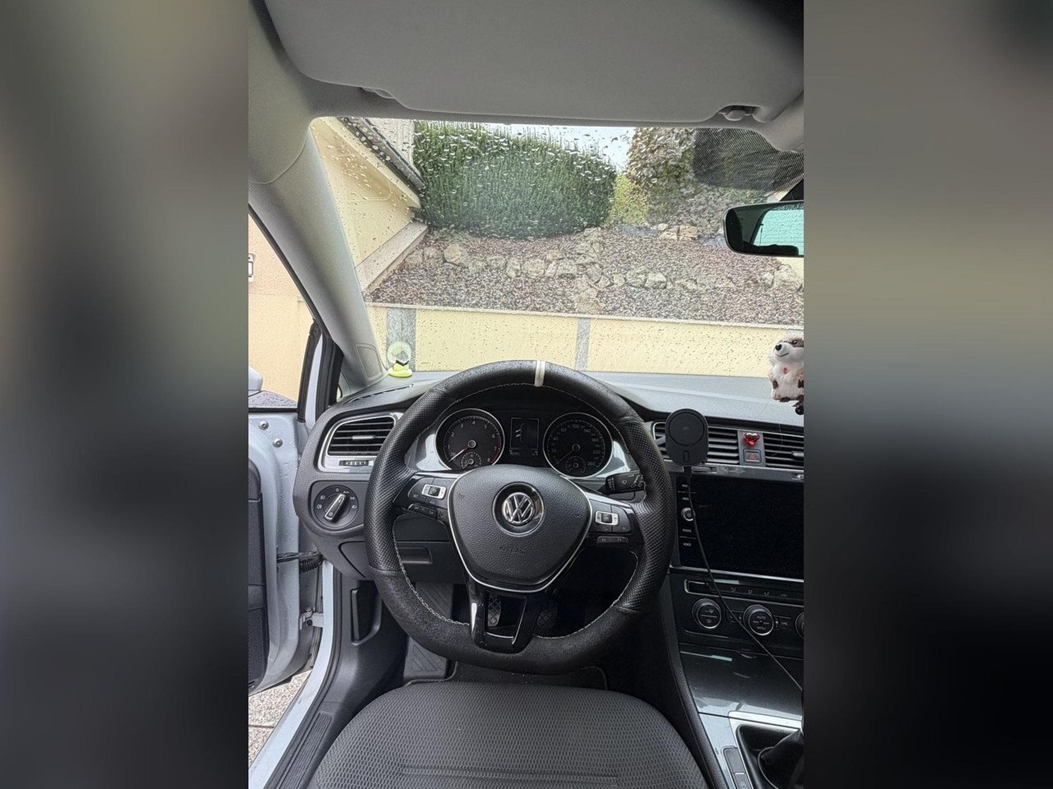 VW Golf VII 7.5 R-Line 1.0 TSI (2018) - Foto 9