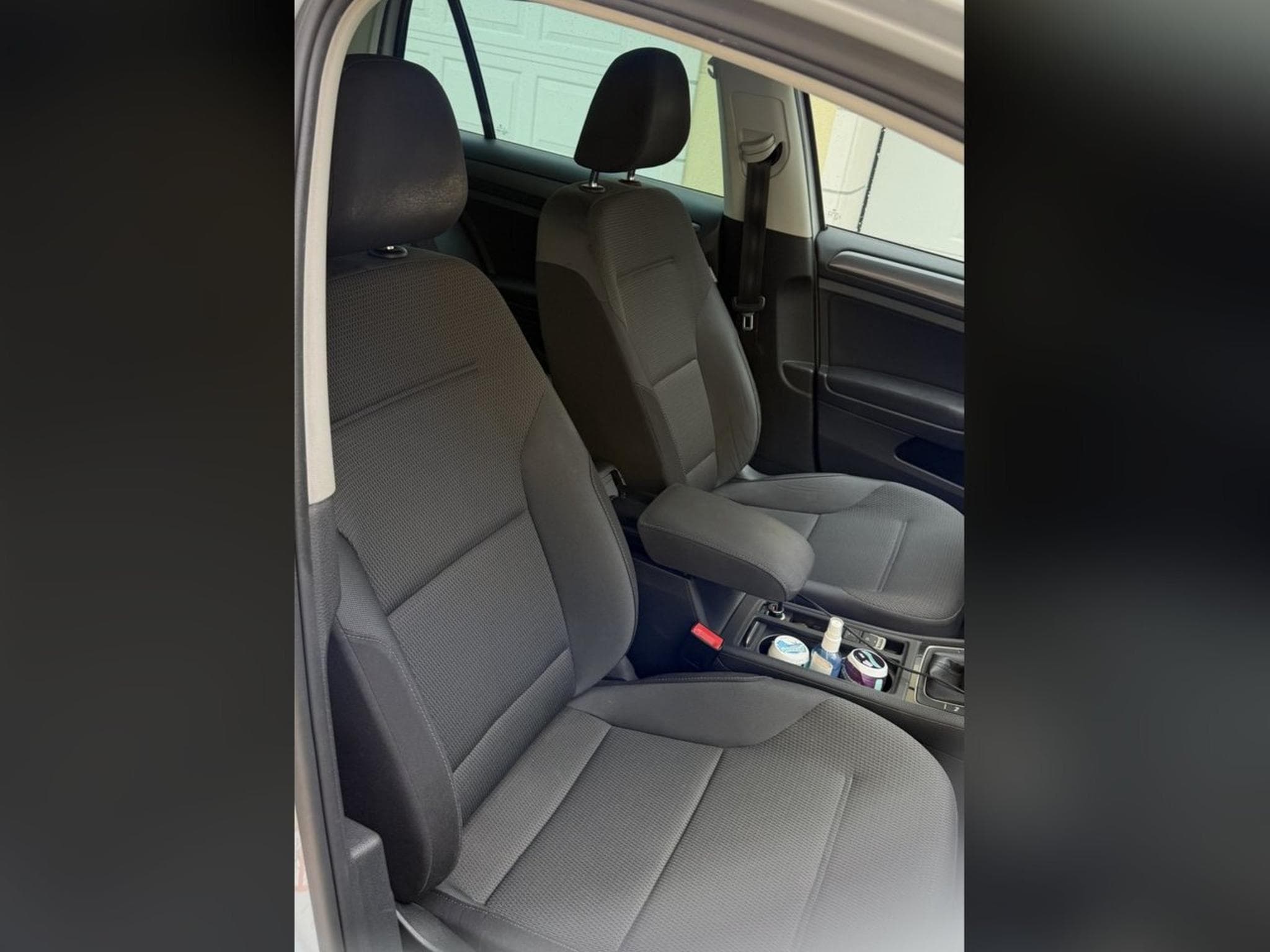 VW Golf VII 7.5 R-Line 1.0 TSI (2018) - Foto 11