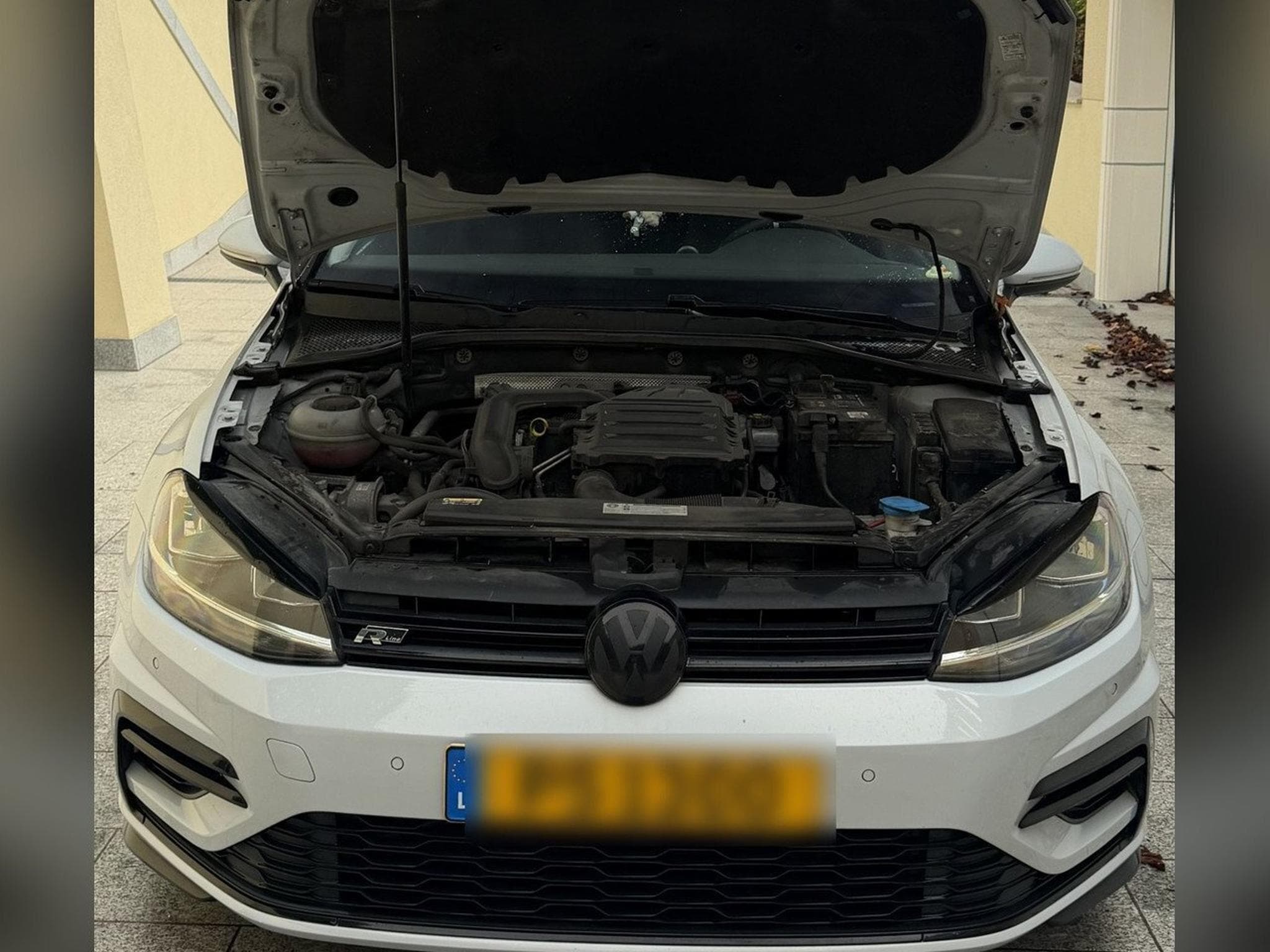 VW Golf VII 7.5 R-Line 1.0 TSI (2018) - Foto 15