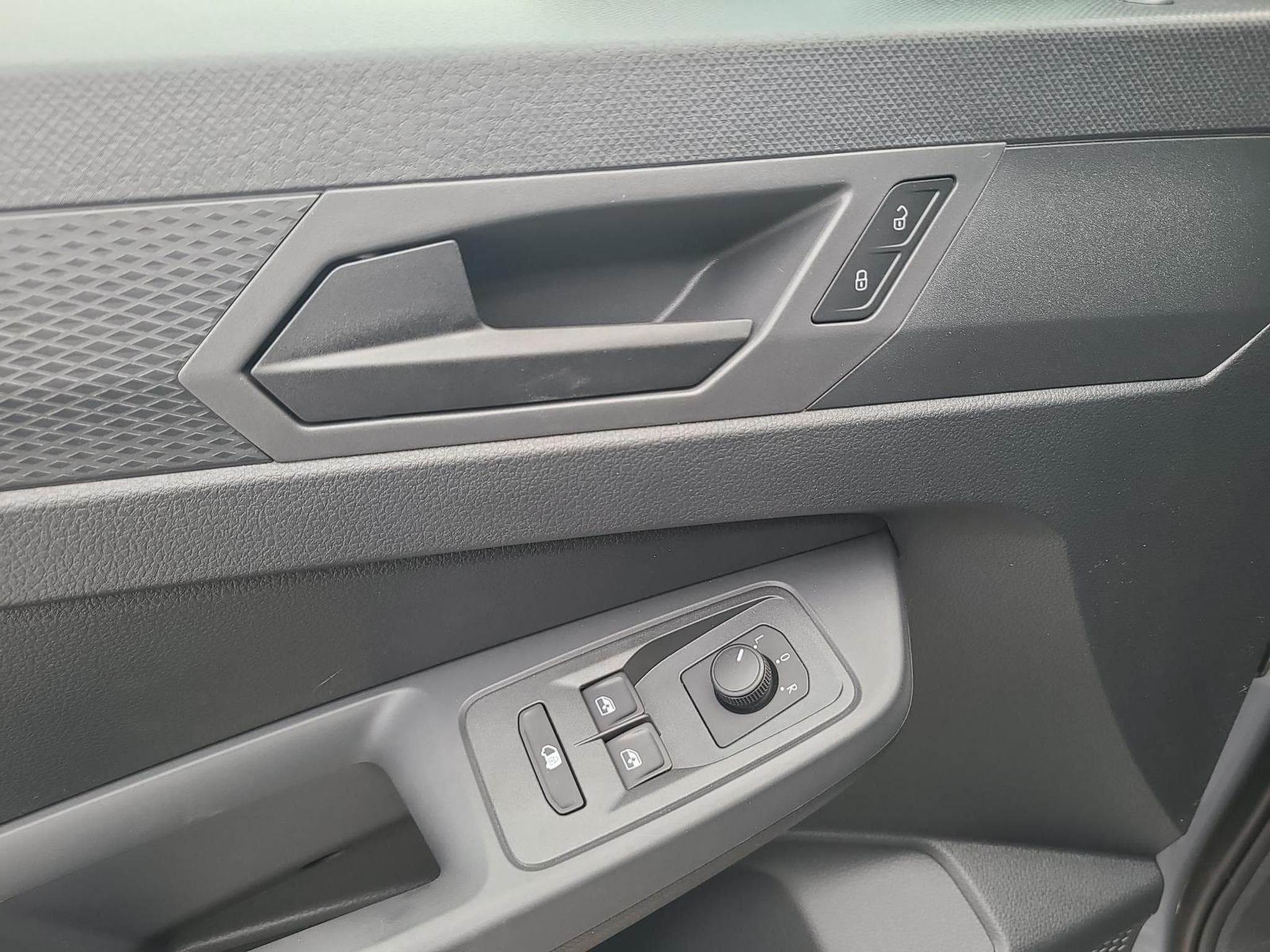 VW Caddy Cargo (2026) - Foto 11
