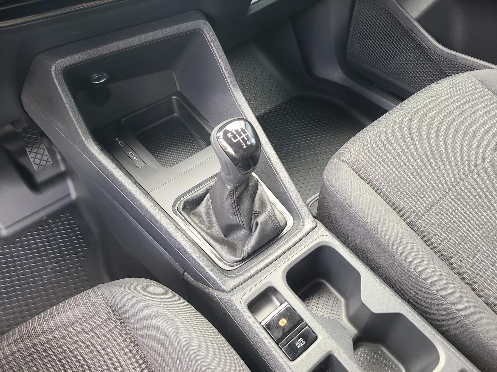 VW Caddy Cargo (2026) - Foto 24