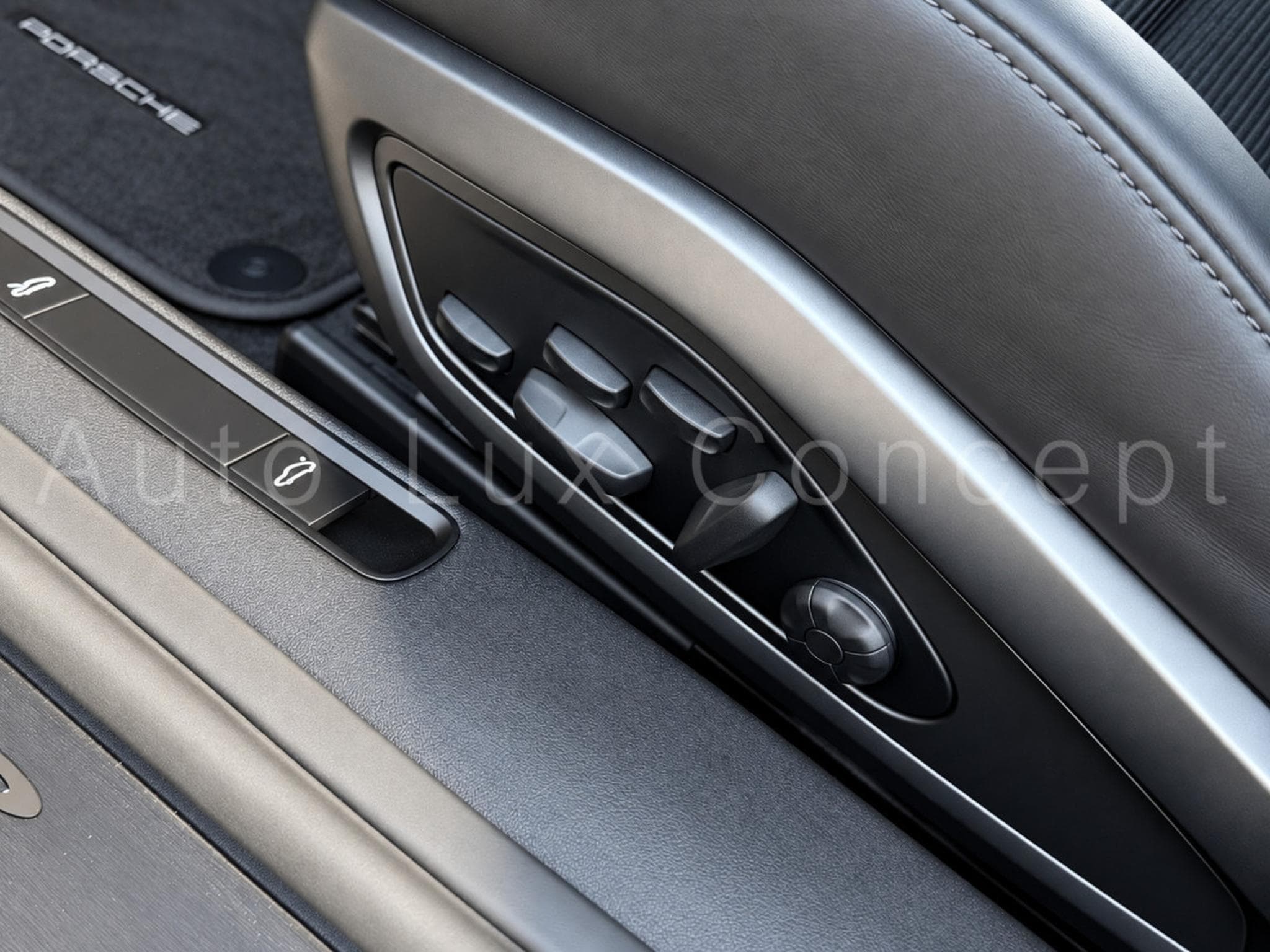 Porsche 911 911 GT3 Pack Touring (2021) - Photo 20