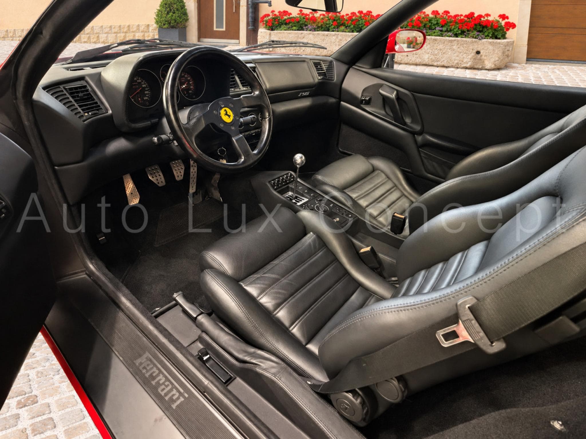 Ferrari F355 GTS (1996) - Photo 6