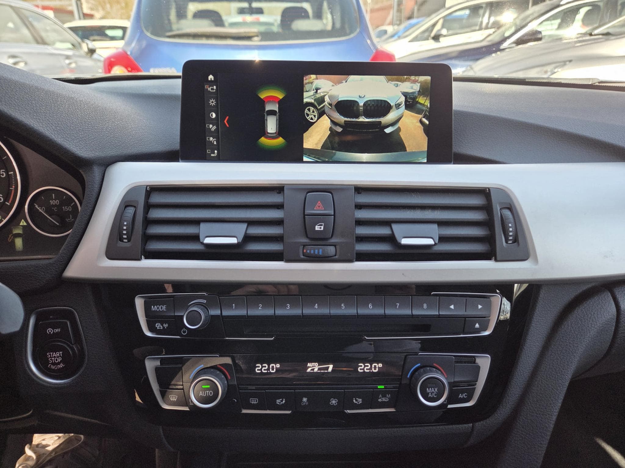 BMW 318 dA 136CV (2019) - Foto 12