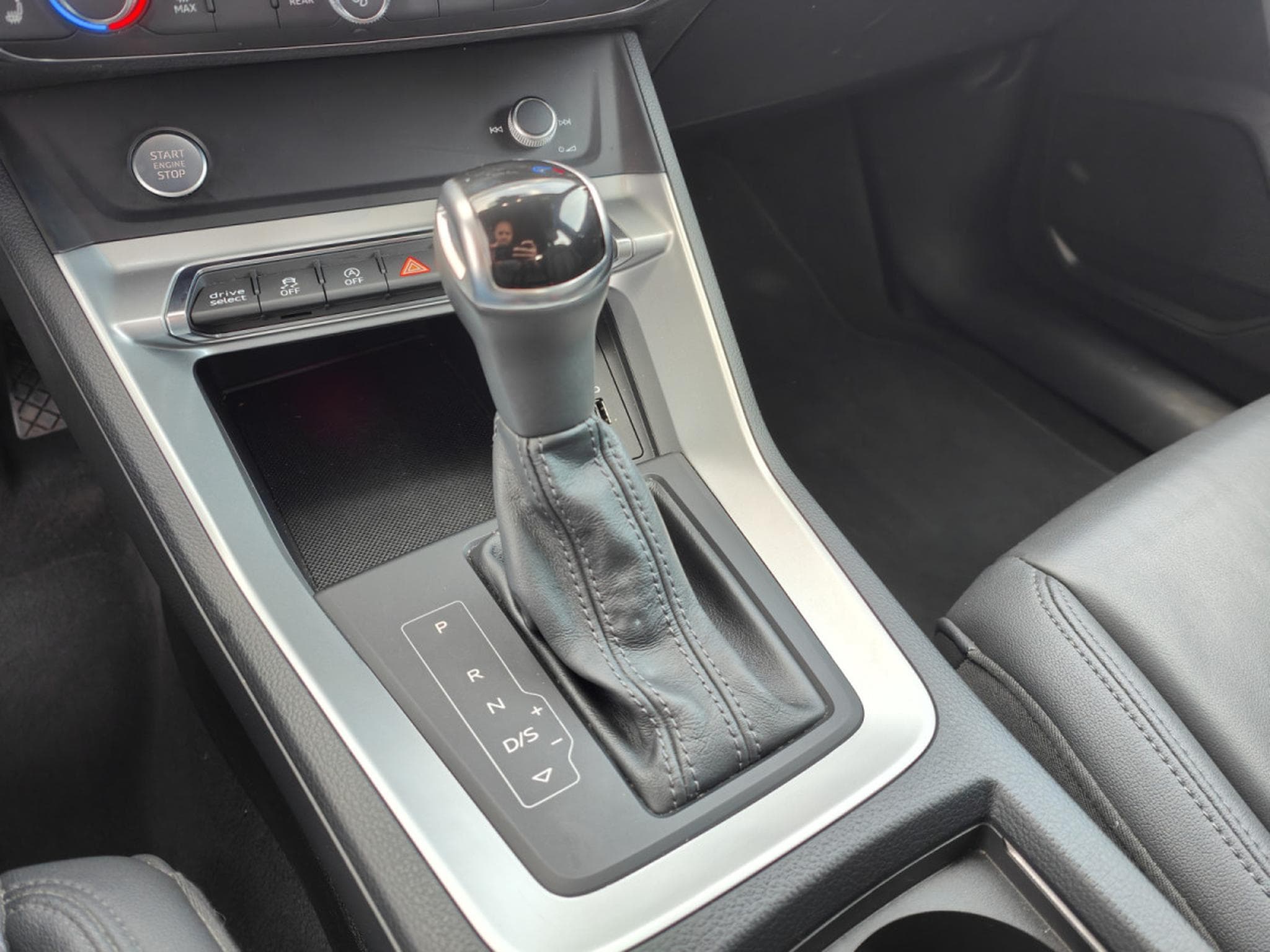 Audi Q3 Q3 SPORTBACK 40 TDI QUATTRO S-TRONIC S-LINE CAMERA VIRTUAL (2020) - Photo 14