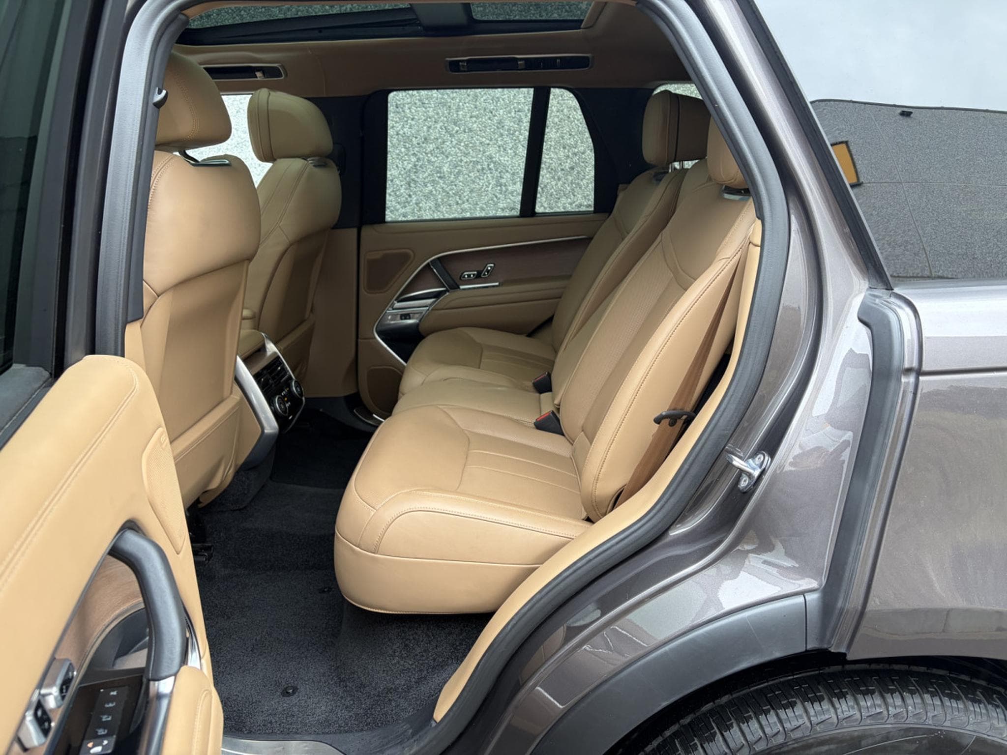 Land-Rover Range Rover Sport P530 V8 AUTOBIOGRAPHY SWB VOLL (2023) - Photo 8