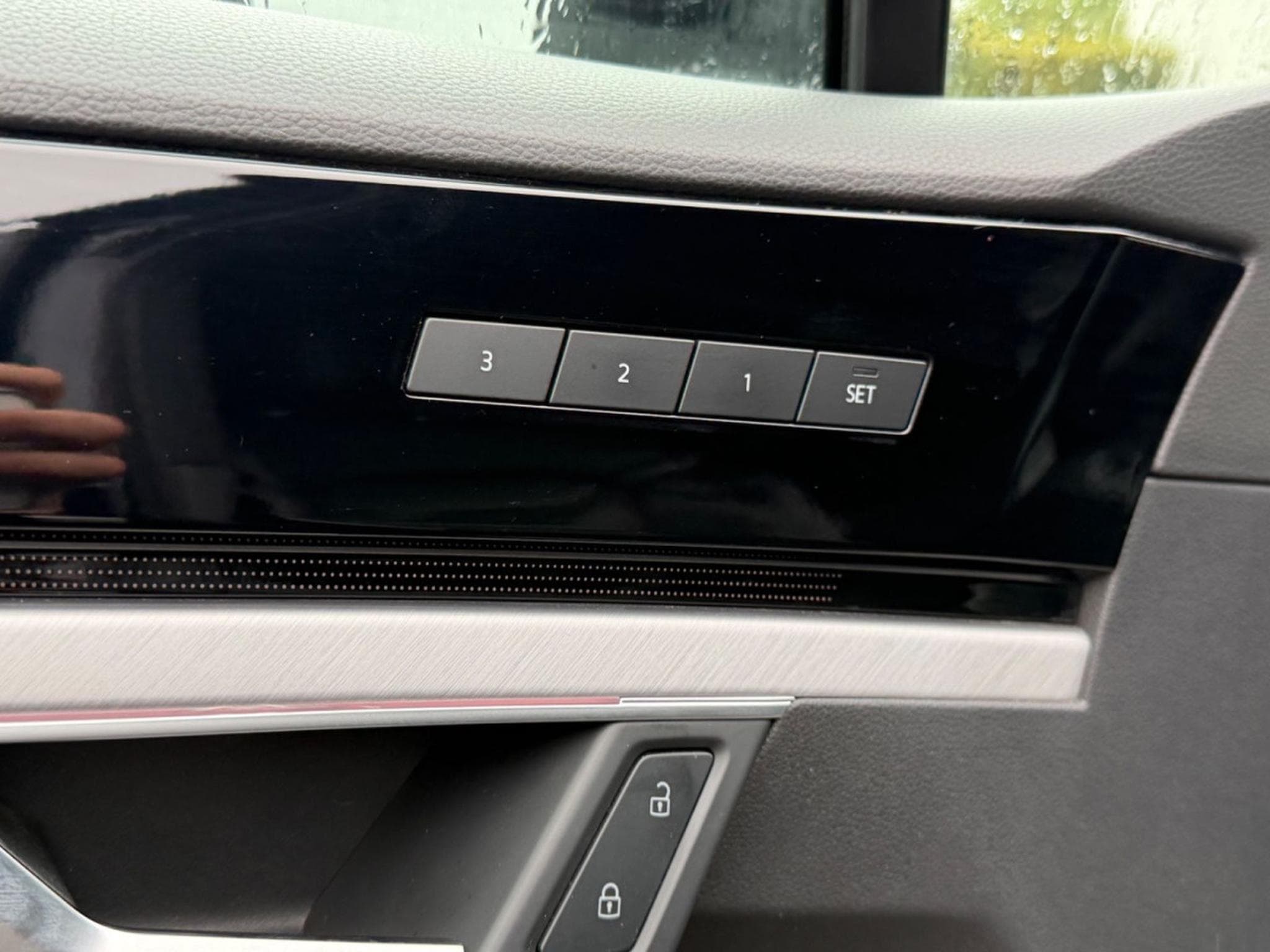 VW Touareg Elegance 4Motion 210KW/Pano/Luft/20Zoll/ (2019) - Photo 14