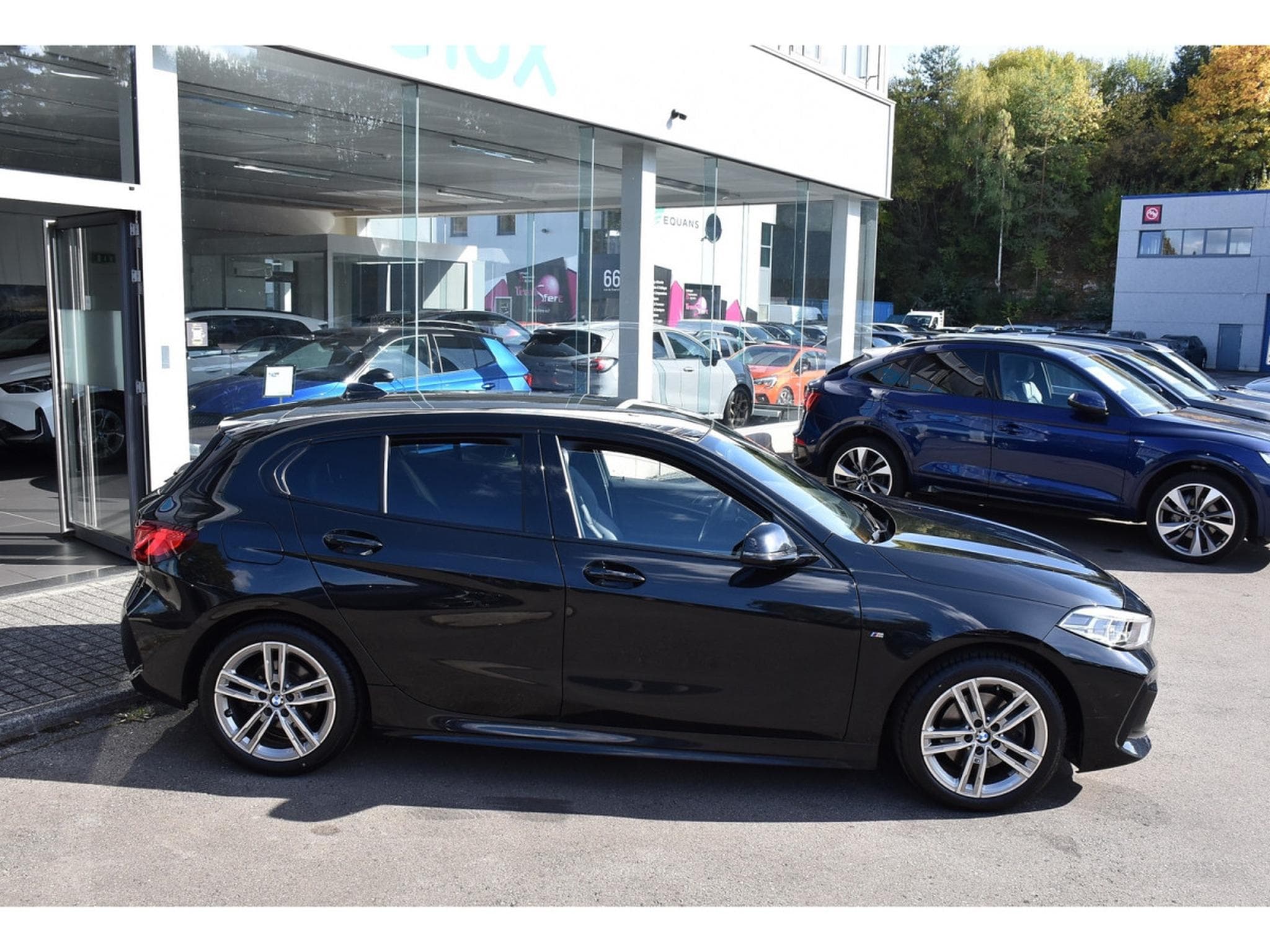 BMW 118 iA "M" Sport LANE GPS PDC 1° MAIN (2022) - Foto 3