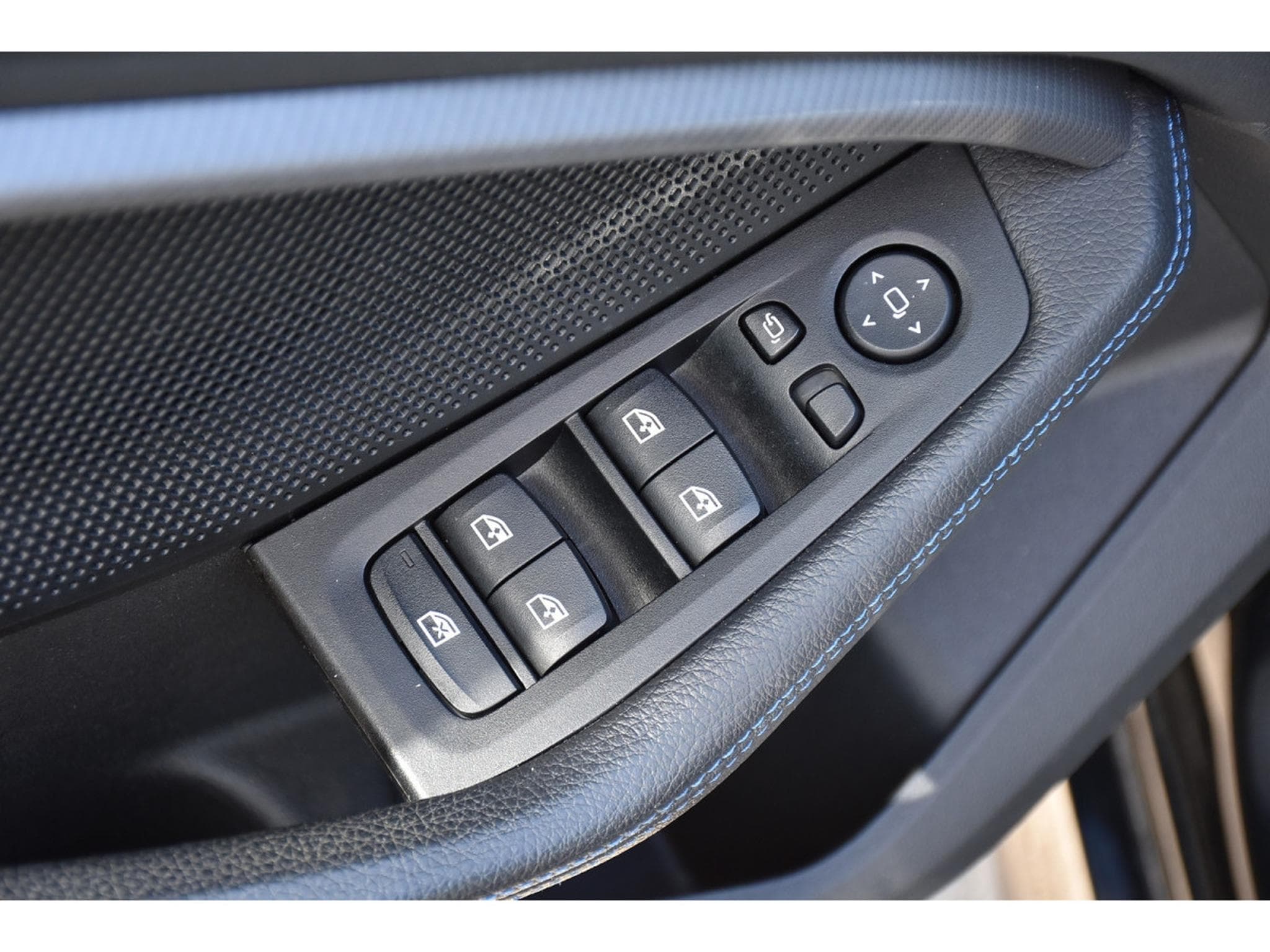 BMW 118 iA "M" Sport LANE GPS PDC 1° MAIN (2022) - Foto 19