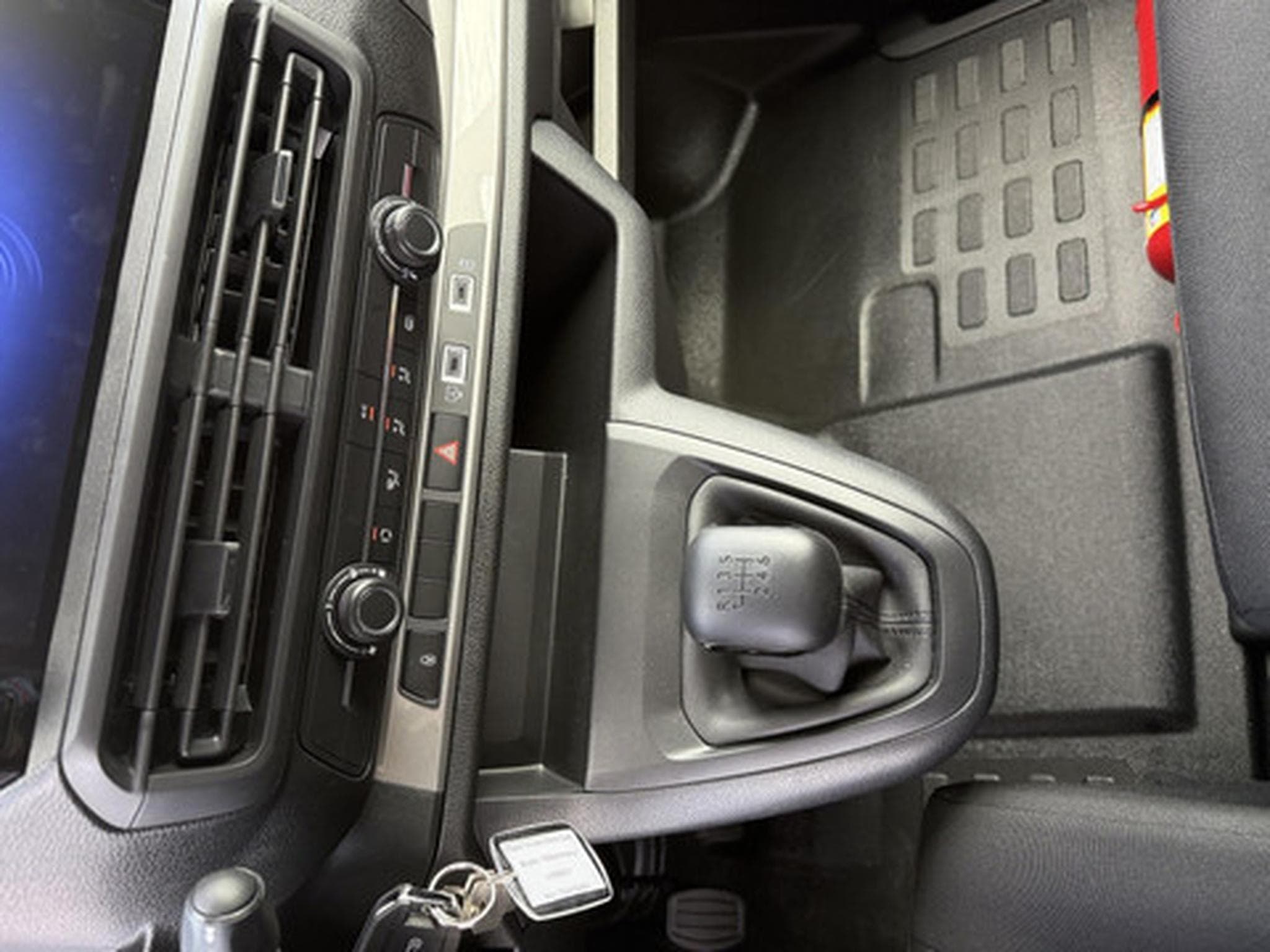 Opel Vivaro Double Cabine XL Diesel 150ch Manuelle (2026) - Photo 6