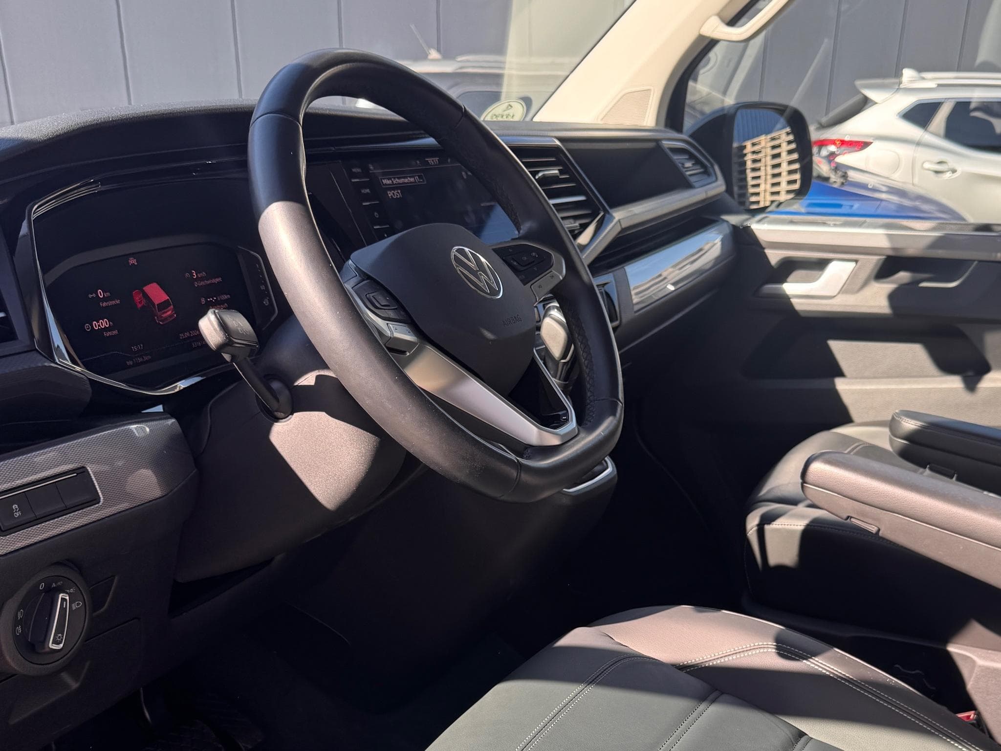VW T6.1 Multivan Highline 4 motion (2024) - Photo 4