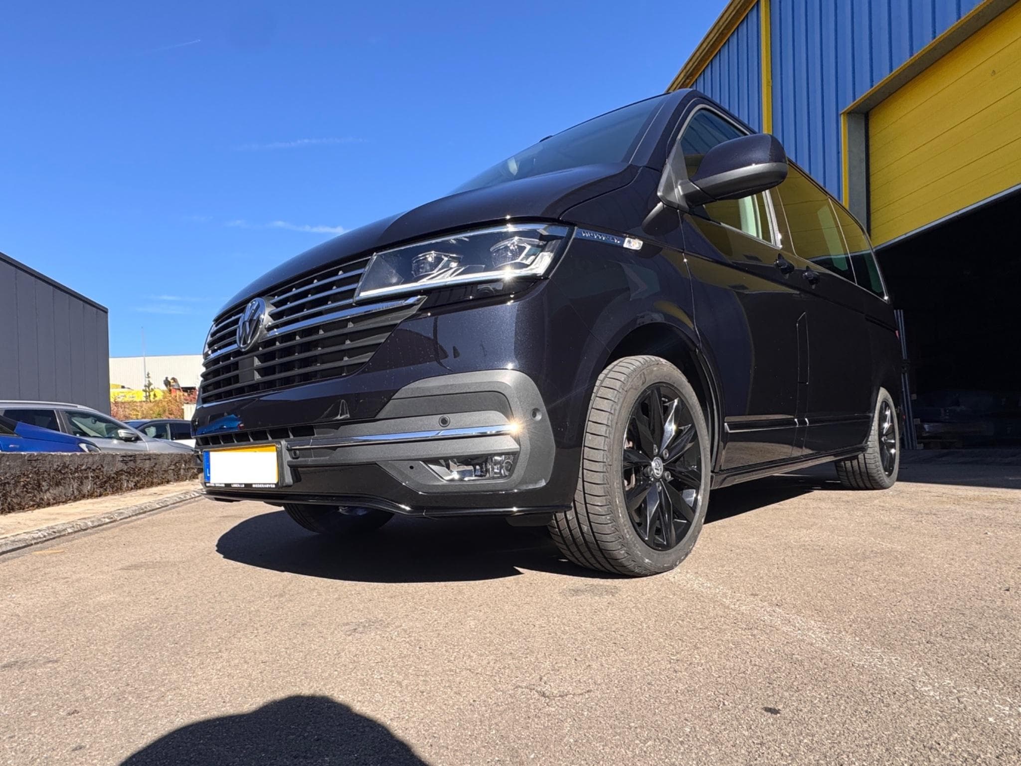 VW T6.1 Multivan Highline 4 motion (2024) - Photo 1