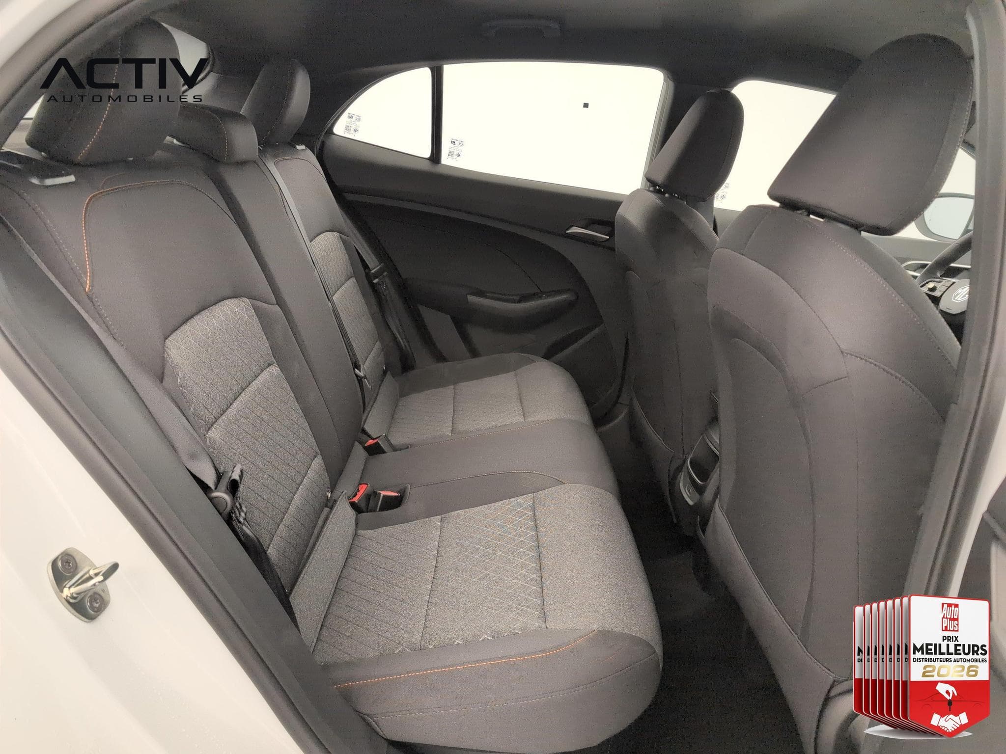 Mg MG3 1.5 L Hybrid+ 195 ch Standard (2026) - Foto 10