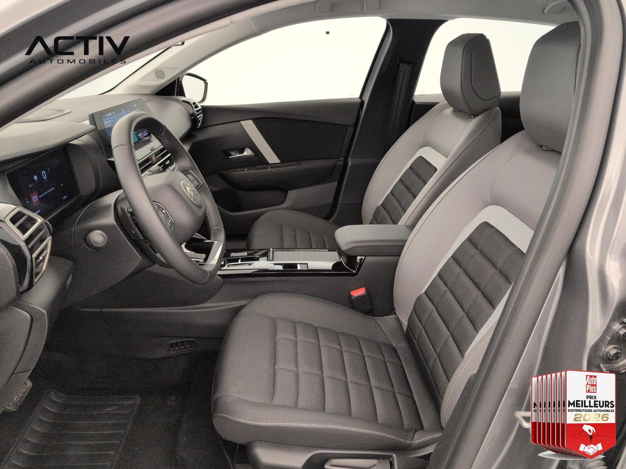 Citroën C4 Hybride 145 ch e-DCS6 Plus (2025) - Foto 16
