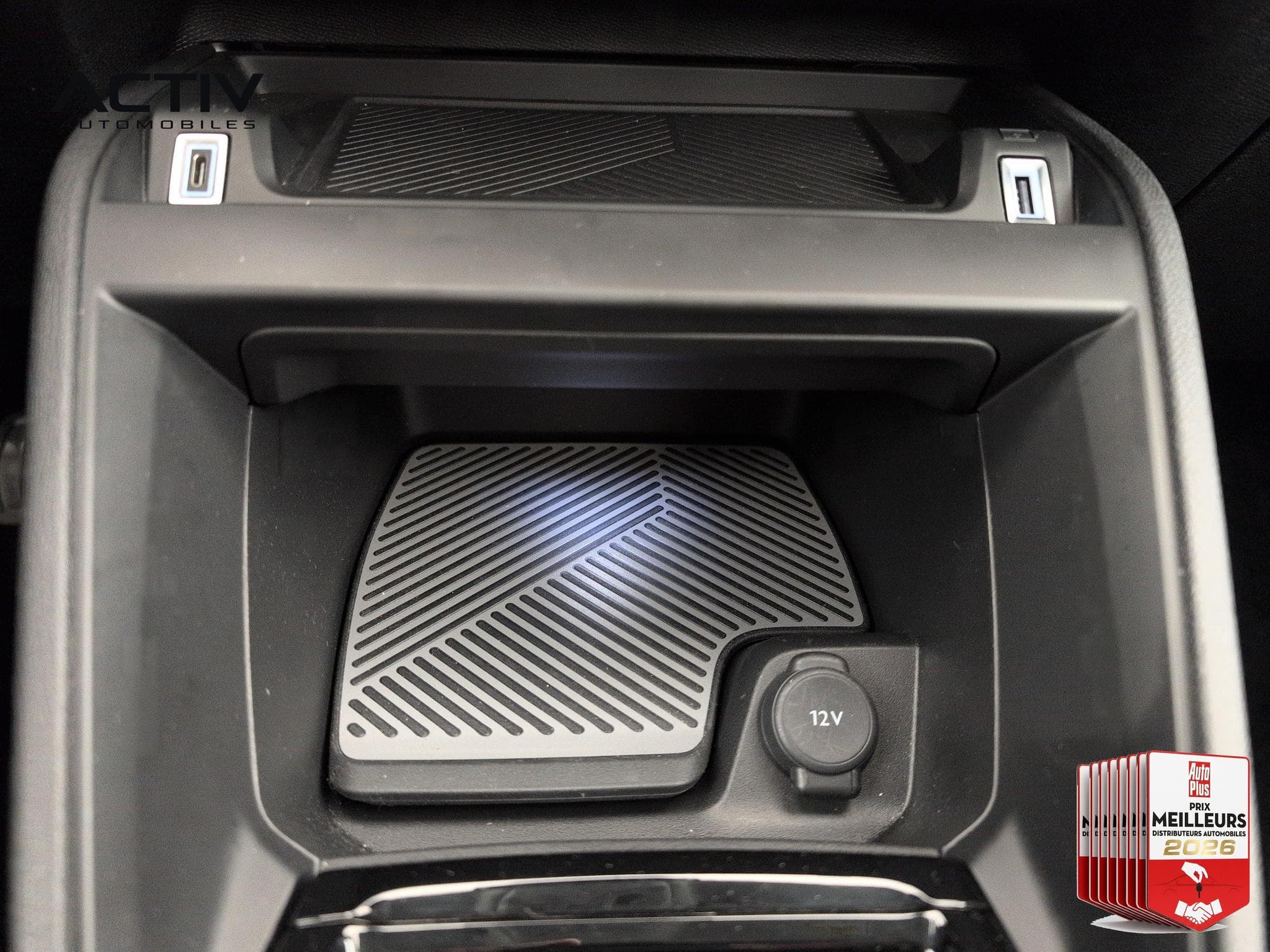 Citroën C4 Hybride 145 ch e-DCS6 Plus (2025) - Foto 22