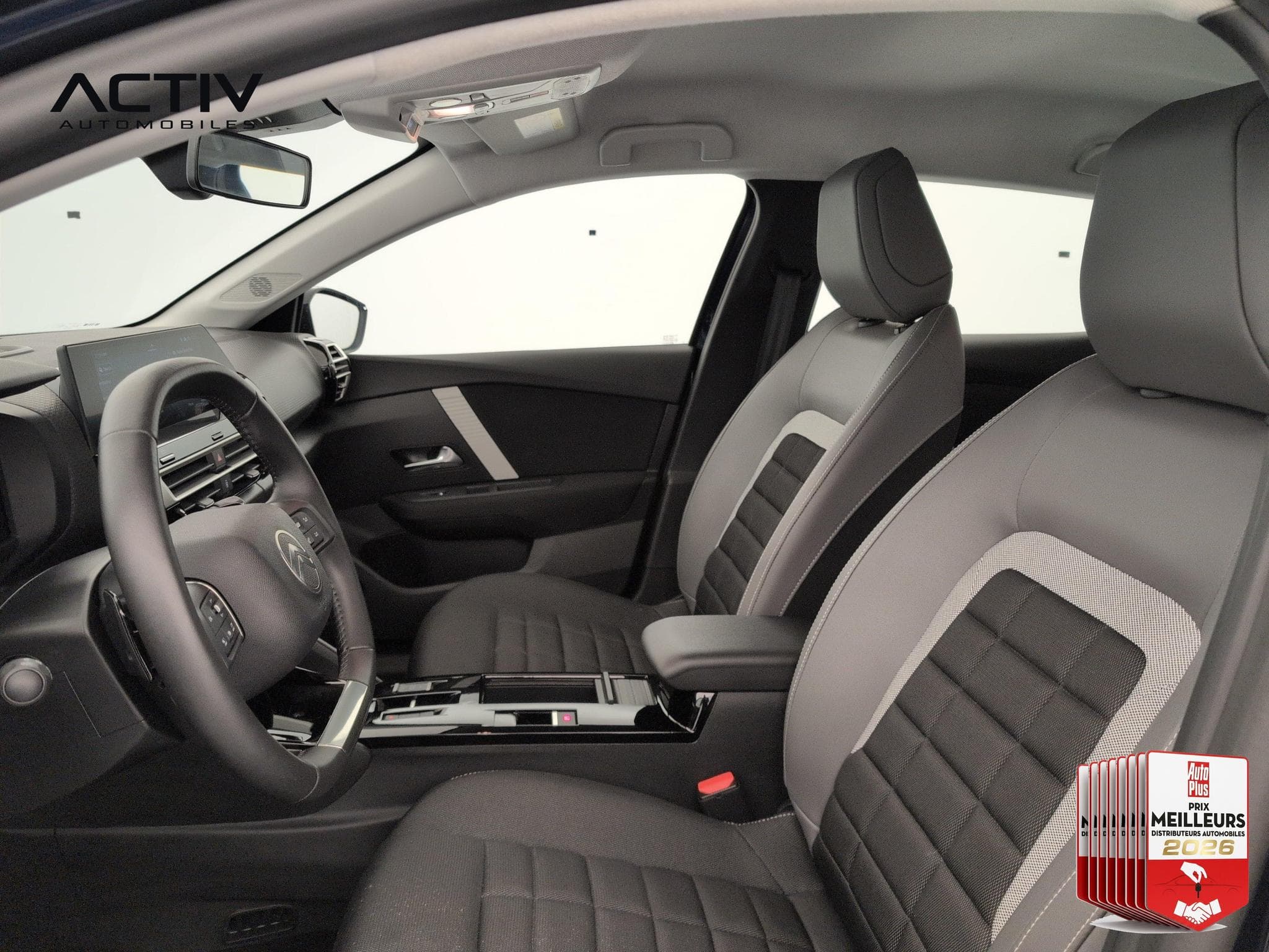 Citroën C4 Hybride 145 ch e-DCS6 Plus (2025) - Foto 17