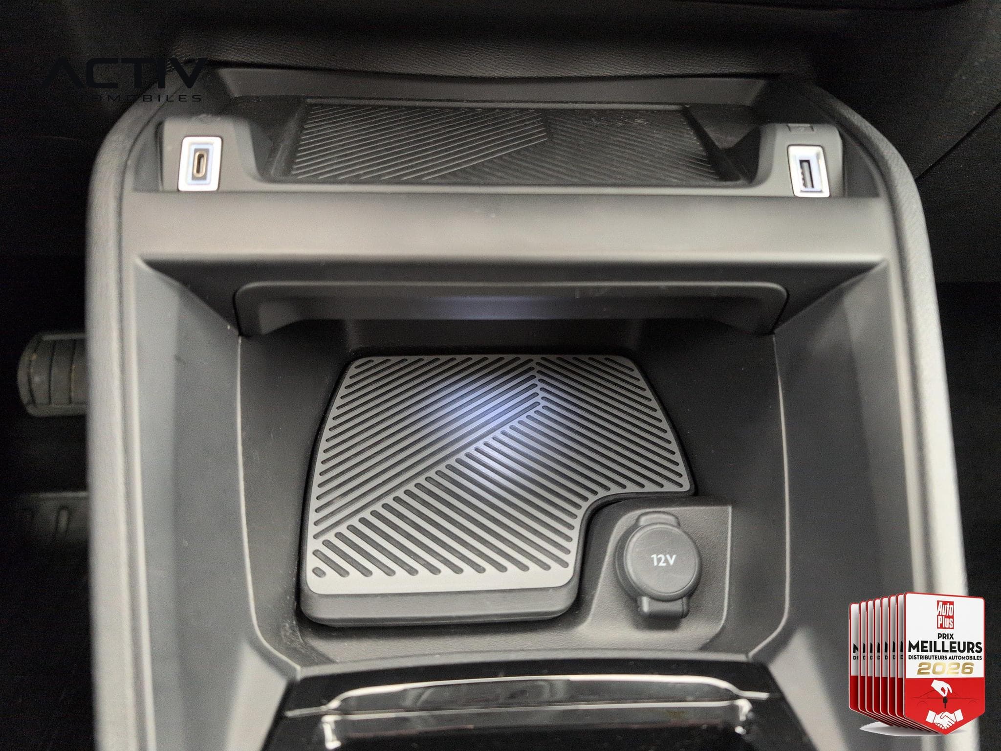 Citroën C4 Hybride 145 ch e-DCS6 Plus (2025) - Foto 22