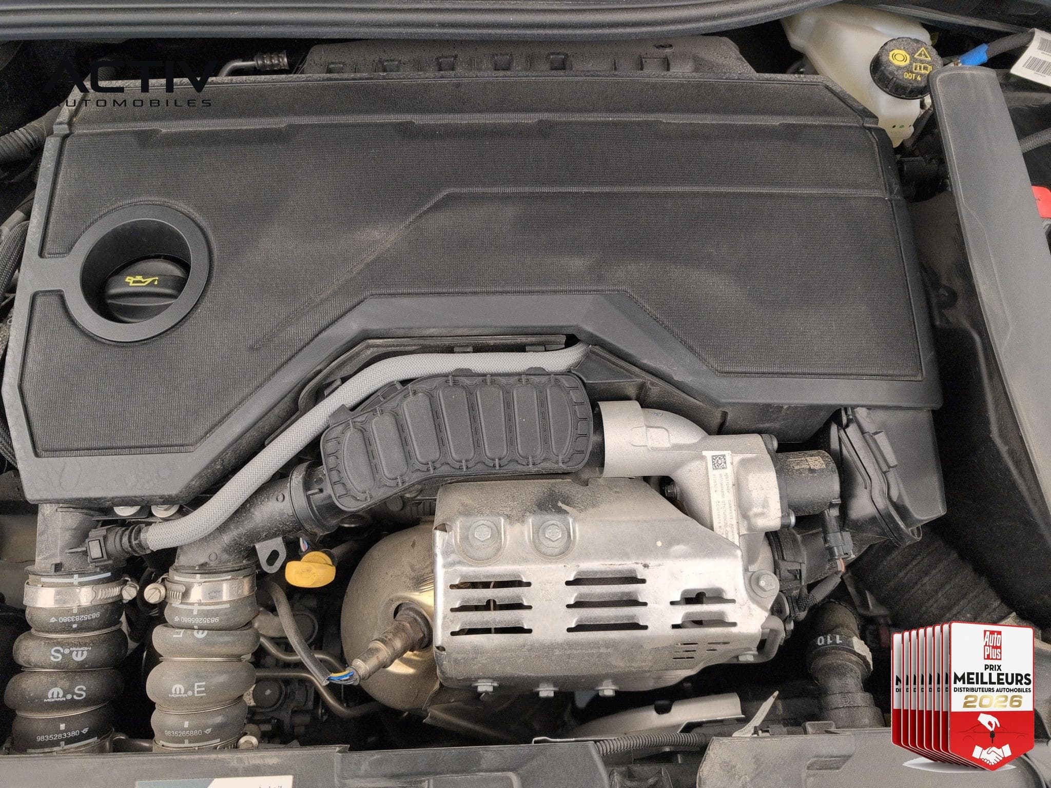 Citroën C4 Hybride 145 ch e-DCS6 Plus (2025) - Foto 23