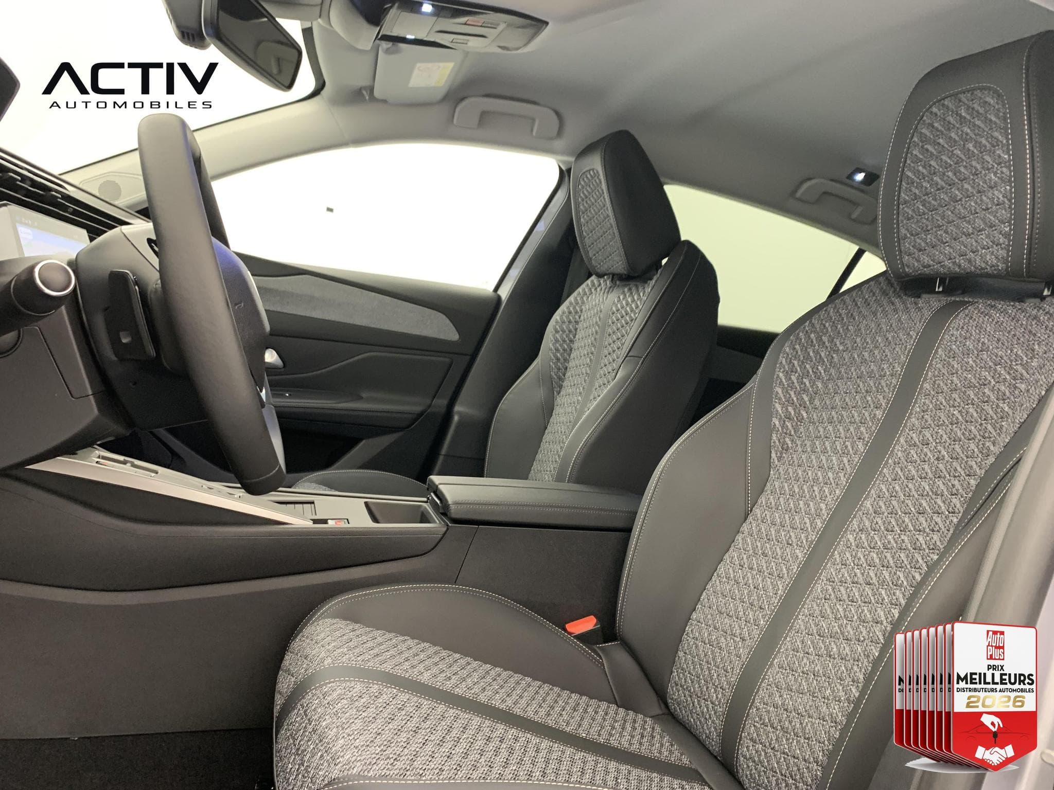 Peugeot 308 BLUEHDI 130CH S&S EAT8 ALLURE (2026) - Foto 21