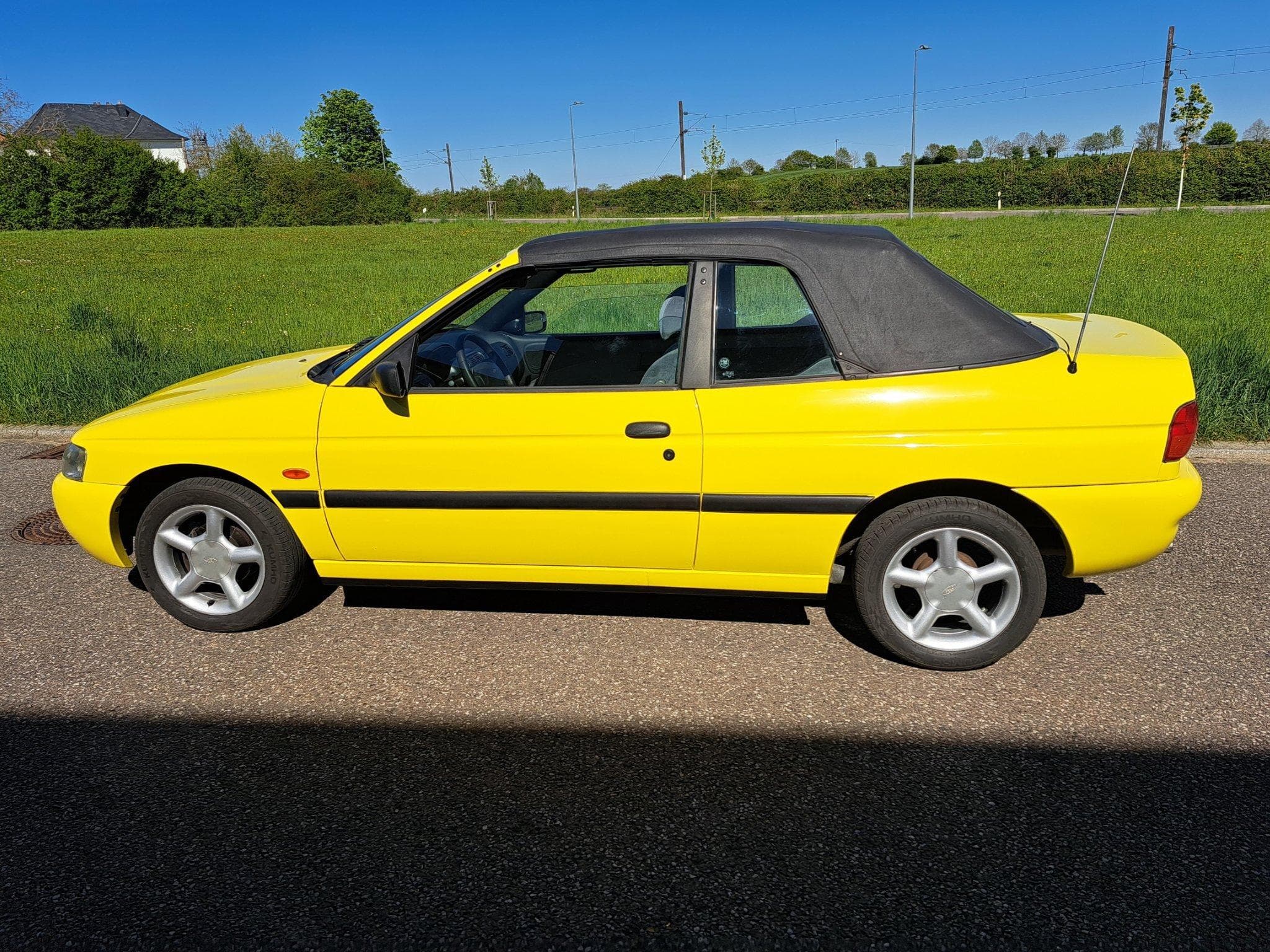 Ford Escort (1997) - Photo 2