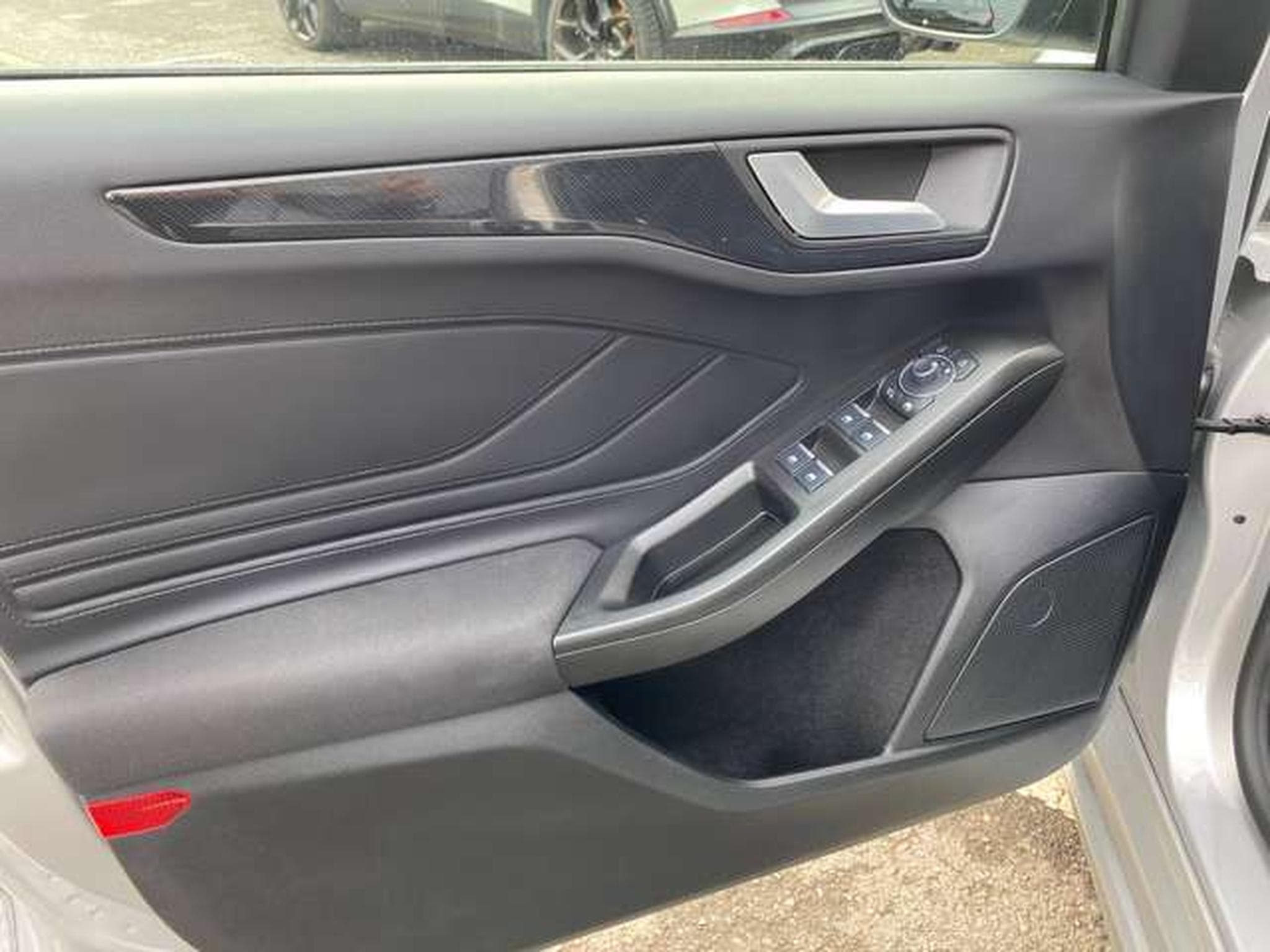 Ford Focus Focus ST-LINE Jusqu'à 36 mois de garantie (2025) - Photo 8