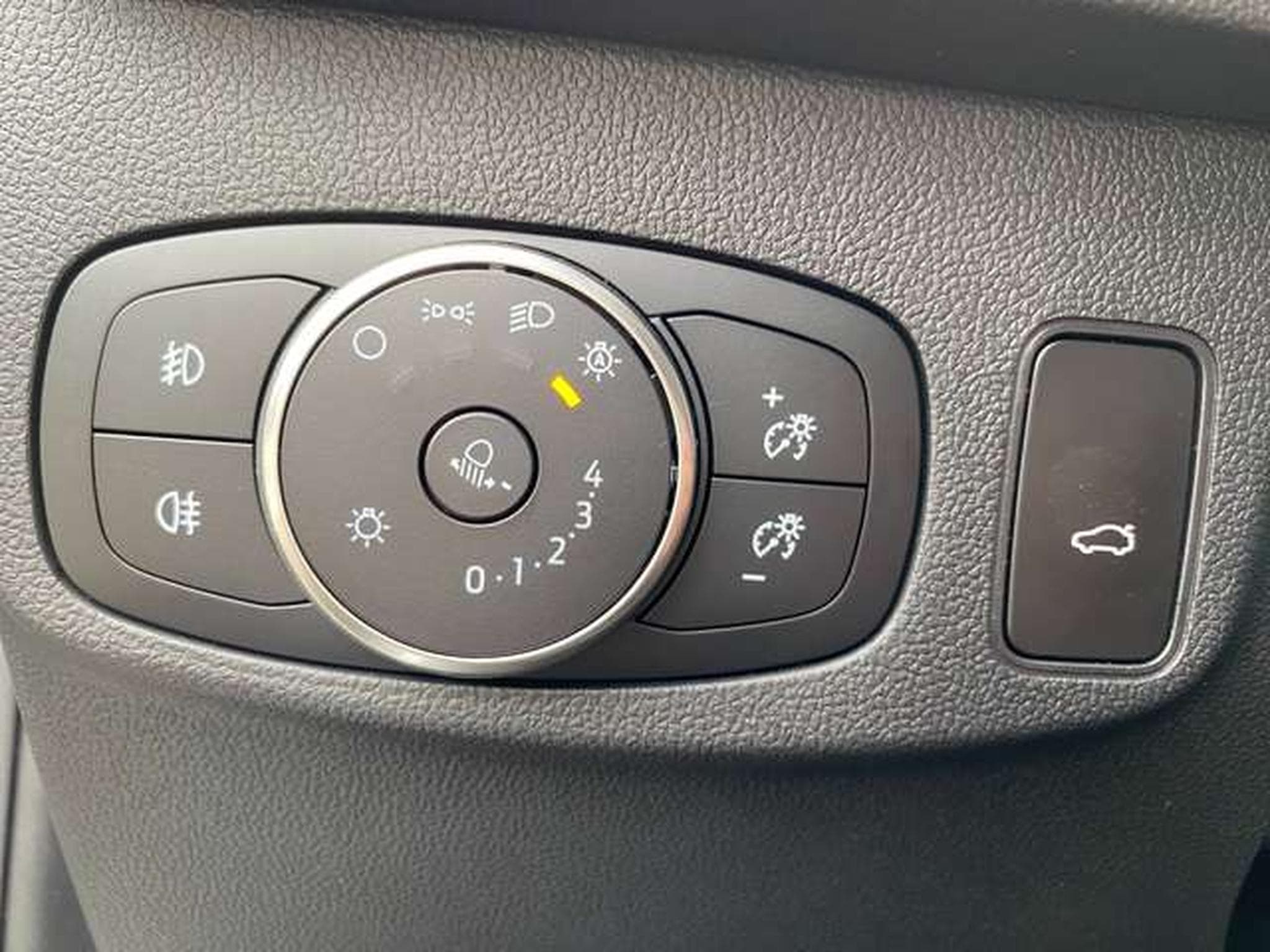 Ford Focus Focus ST-LINE Jusqu'à 36 mois de garantie (2025) - Photo 12