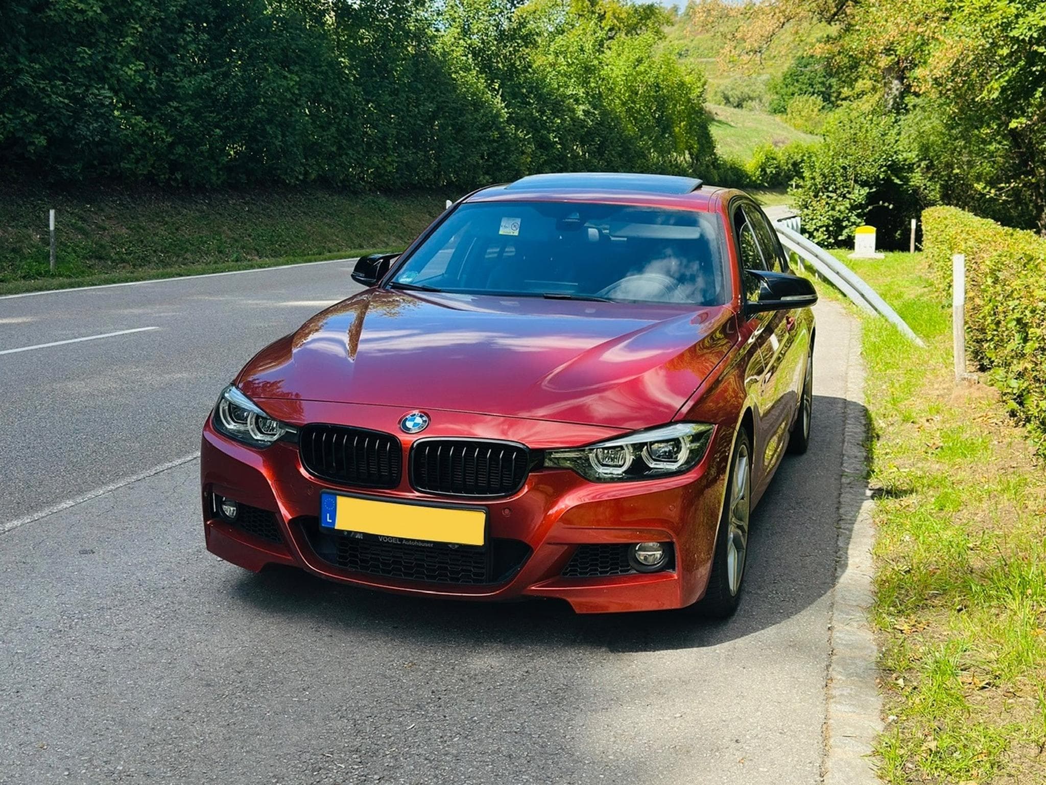 BMW 318 Sport M pack (2018) - Foto 2