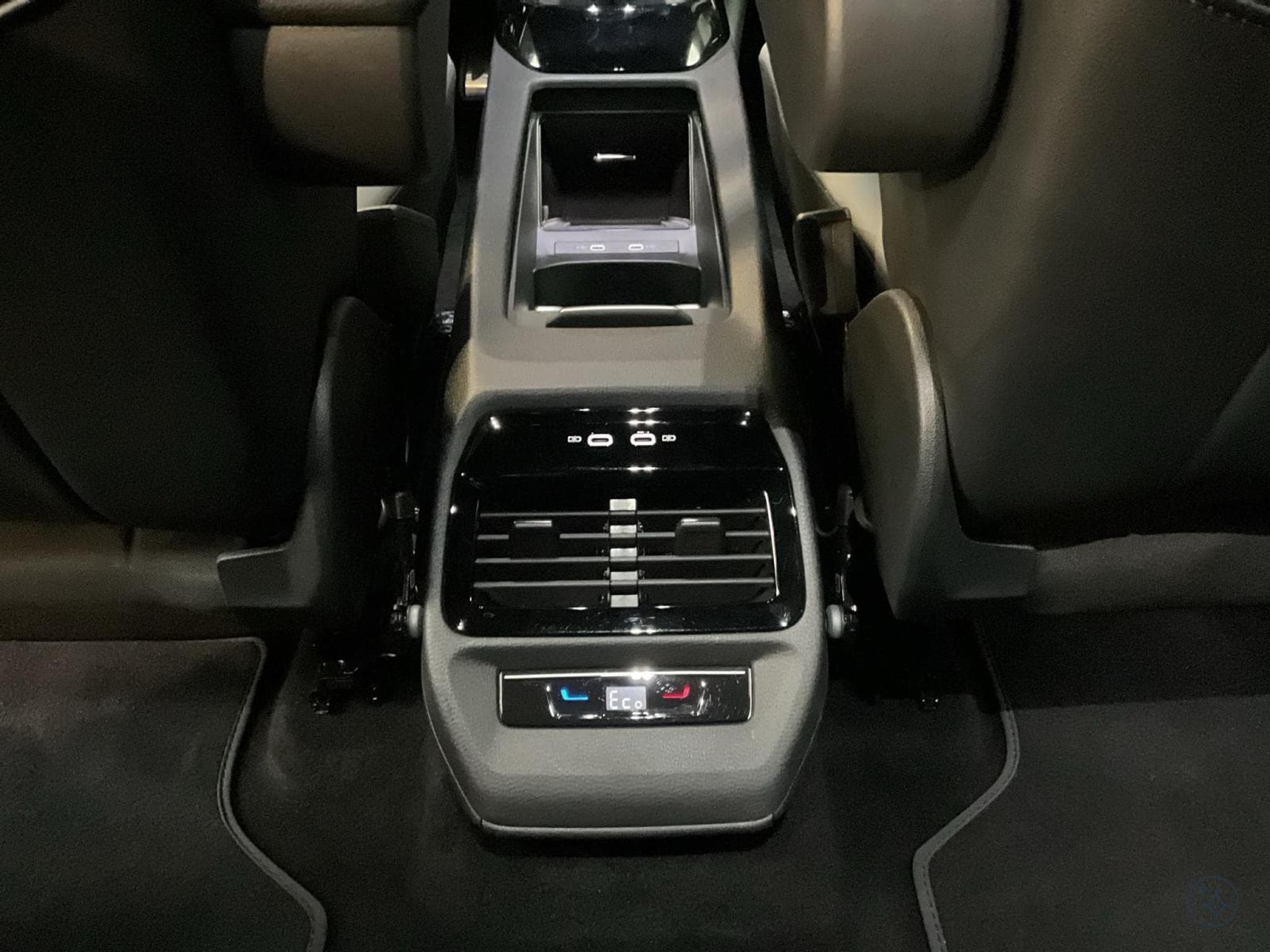 VW ID.5 77kWh+Pro+P.Design+P.Confort+P.Infotainement+P.Select (2025) - Foto 21